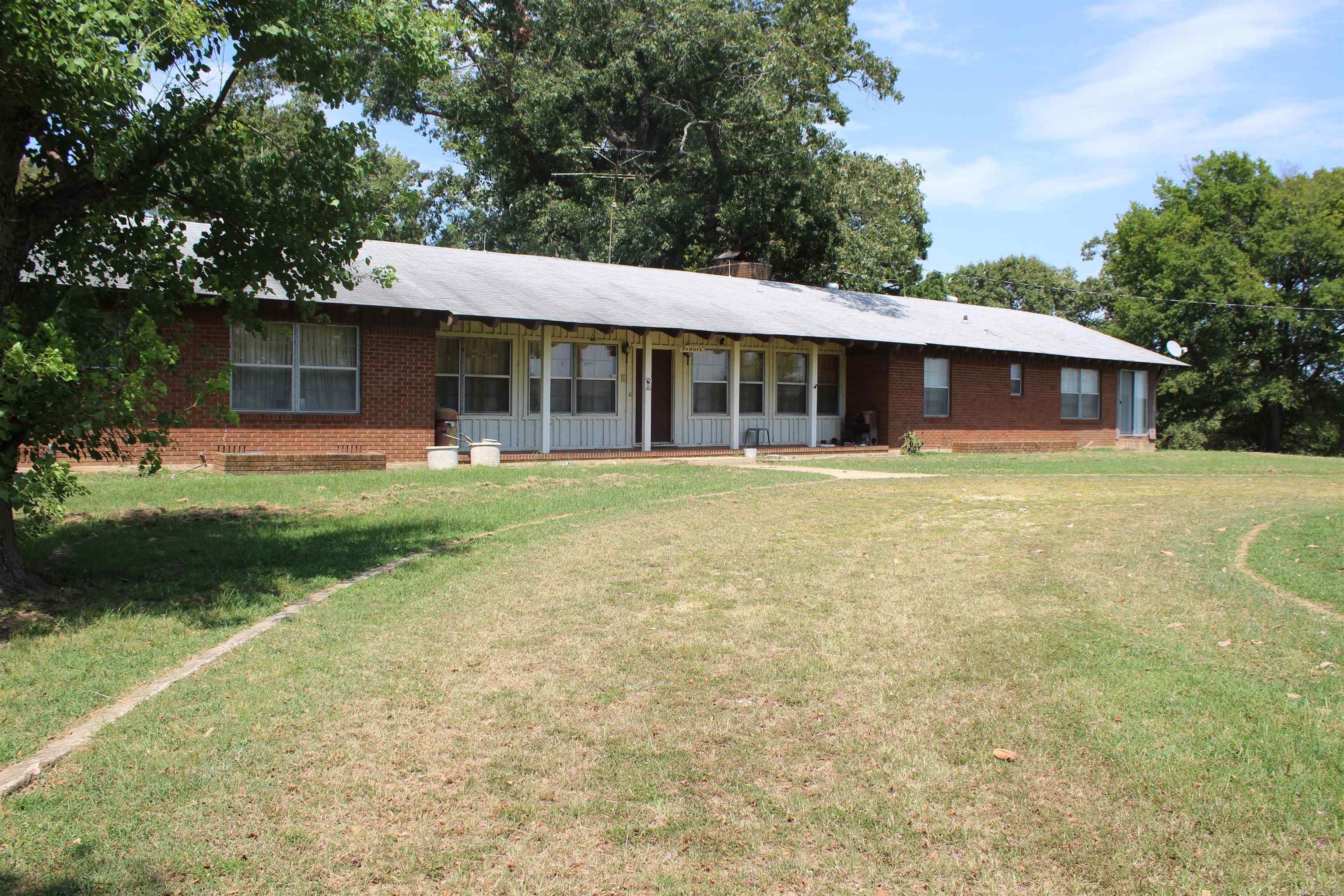 136 Fowler Road Property Photo 2