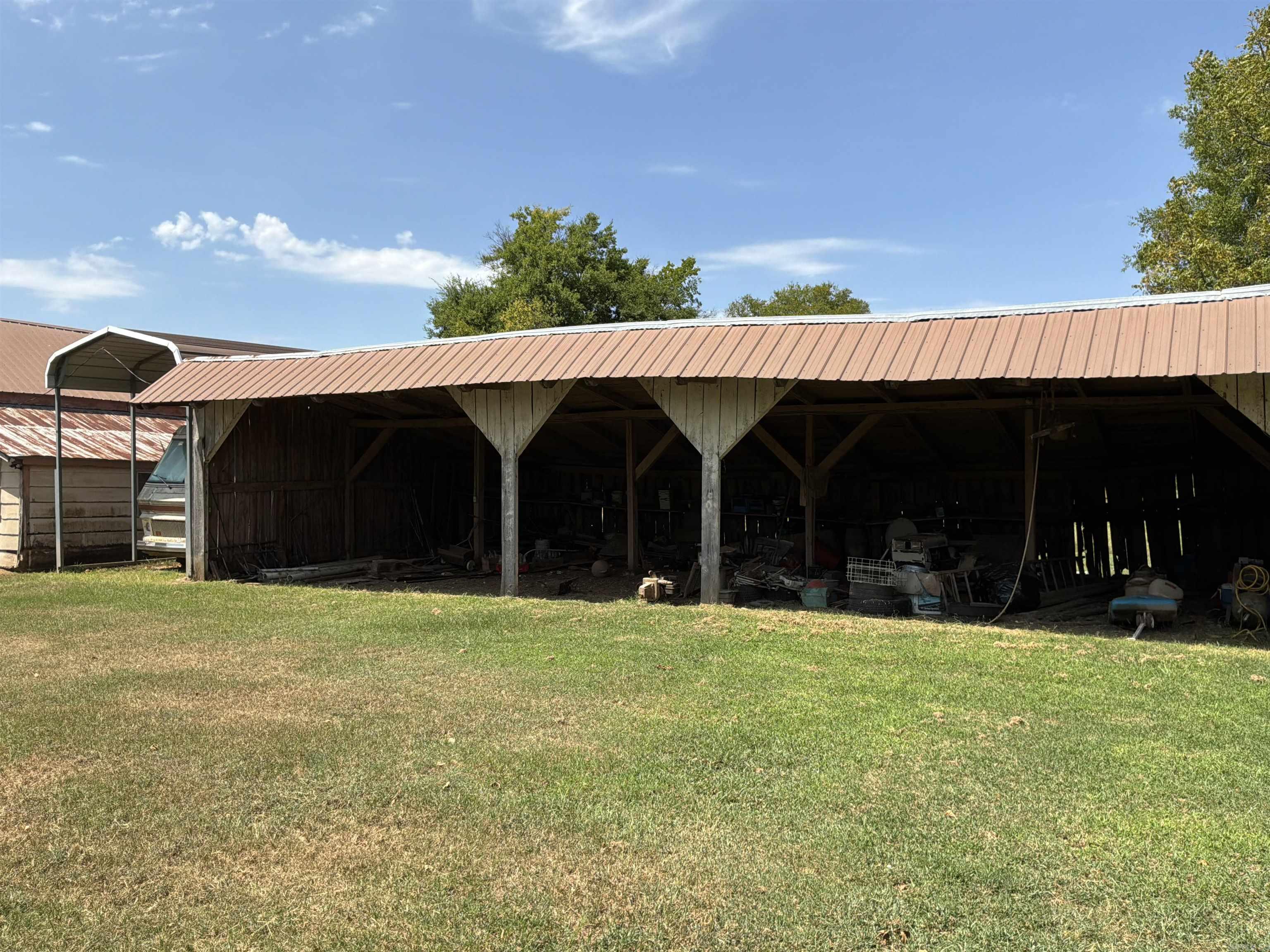 136 Fowler Road Property Photo 6