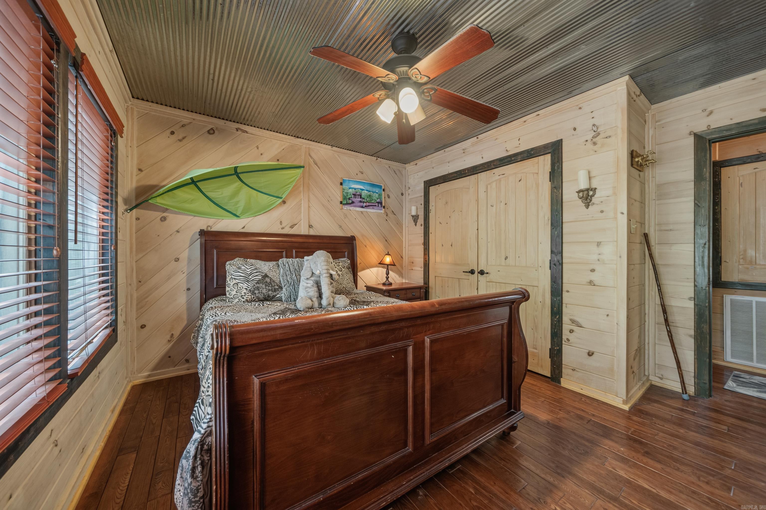 3 Lolas Lane Property Photo 22