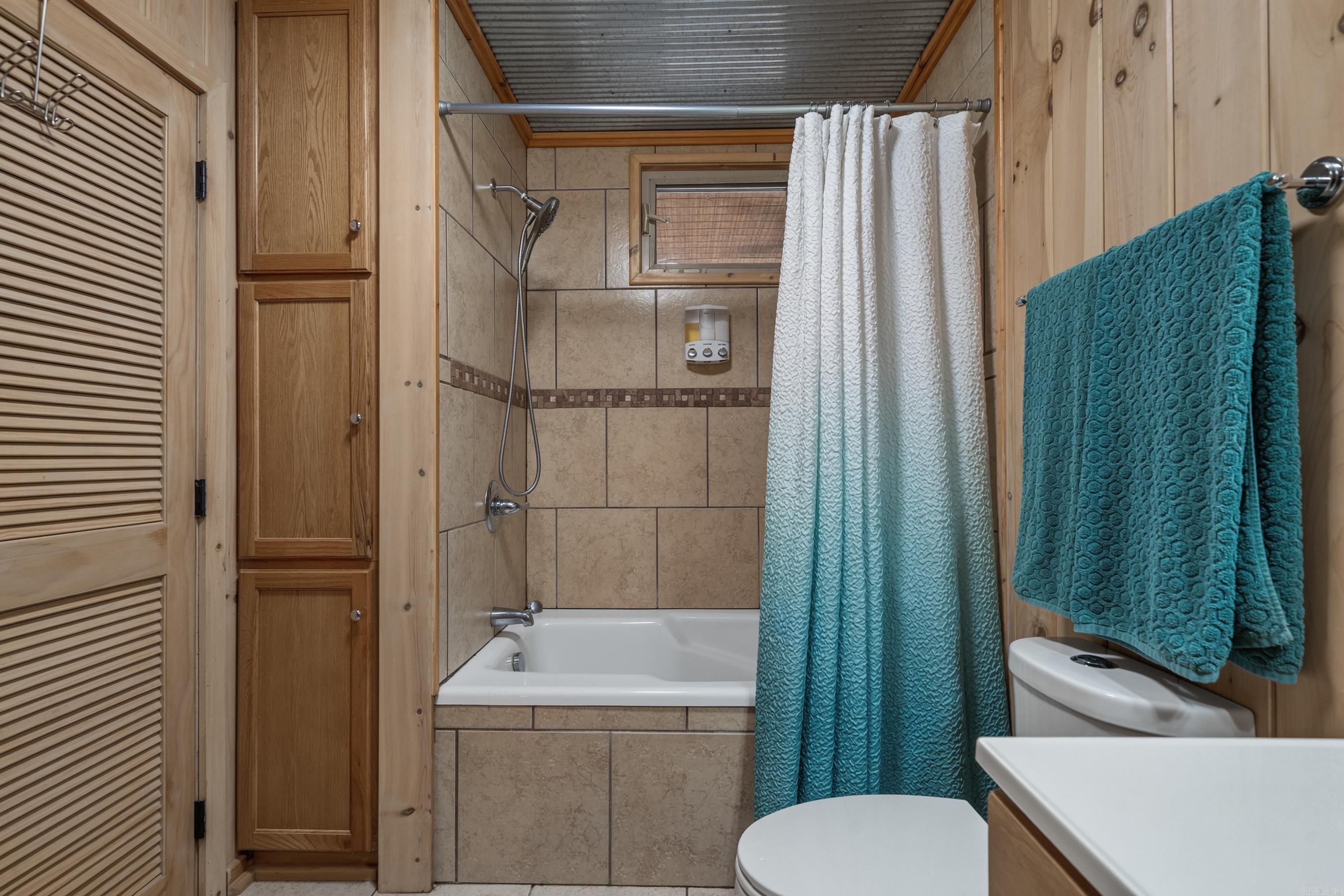 3 Lolas Lane Property Photo 27