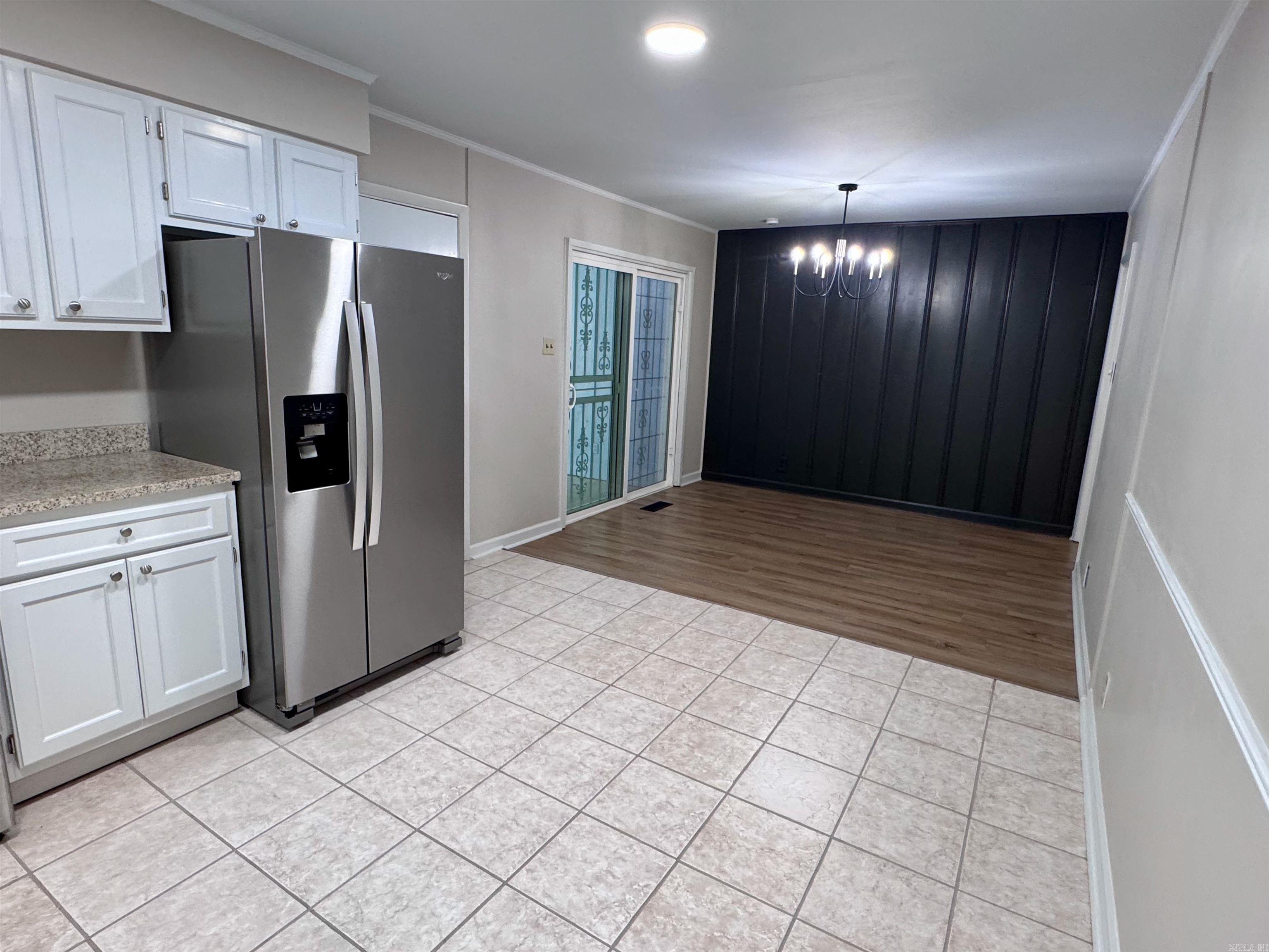 125 S Oak Street Property Photo 8