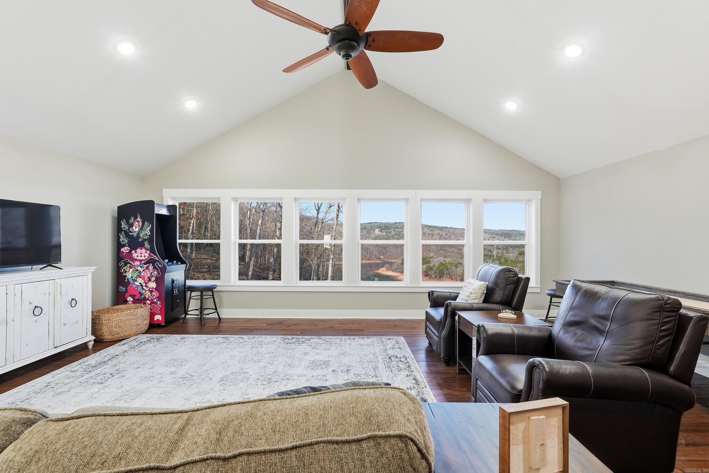 650 Lower Ridge Circle Property Photo 39