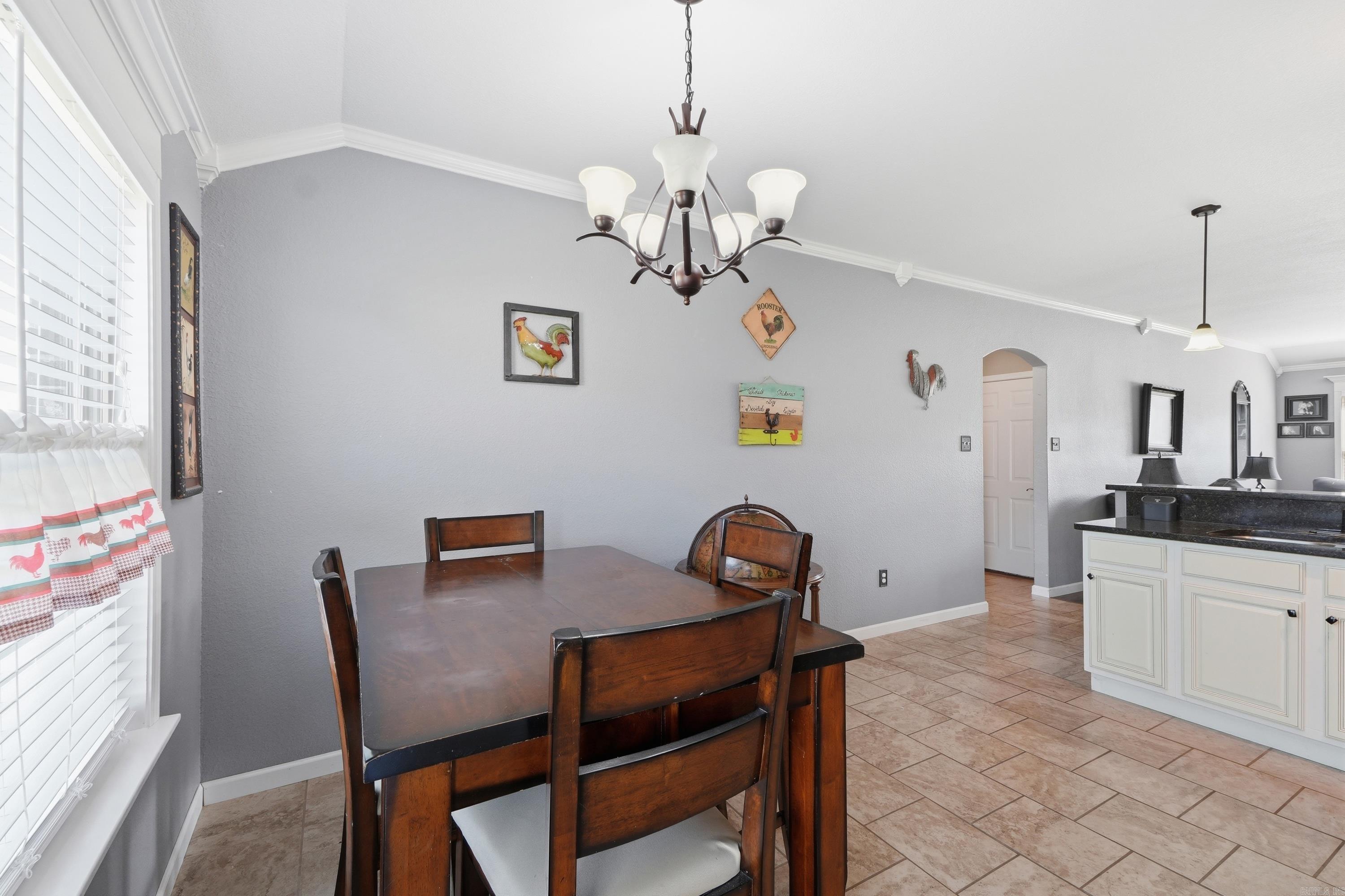 40 Dunwood Drive Property Photo 15
