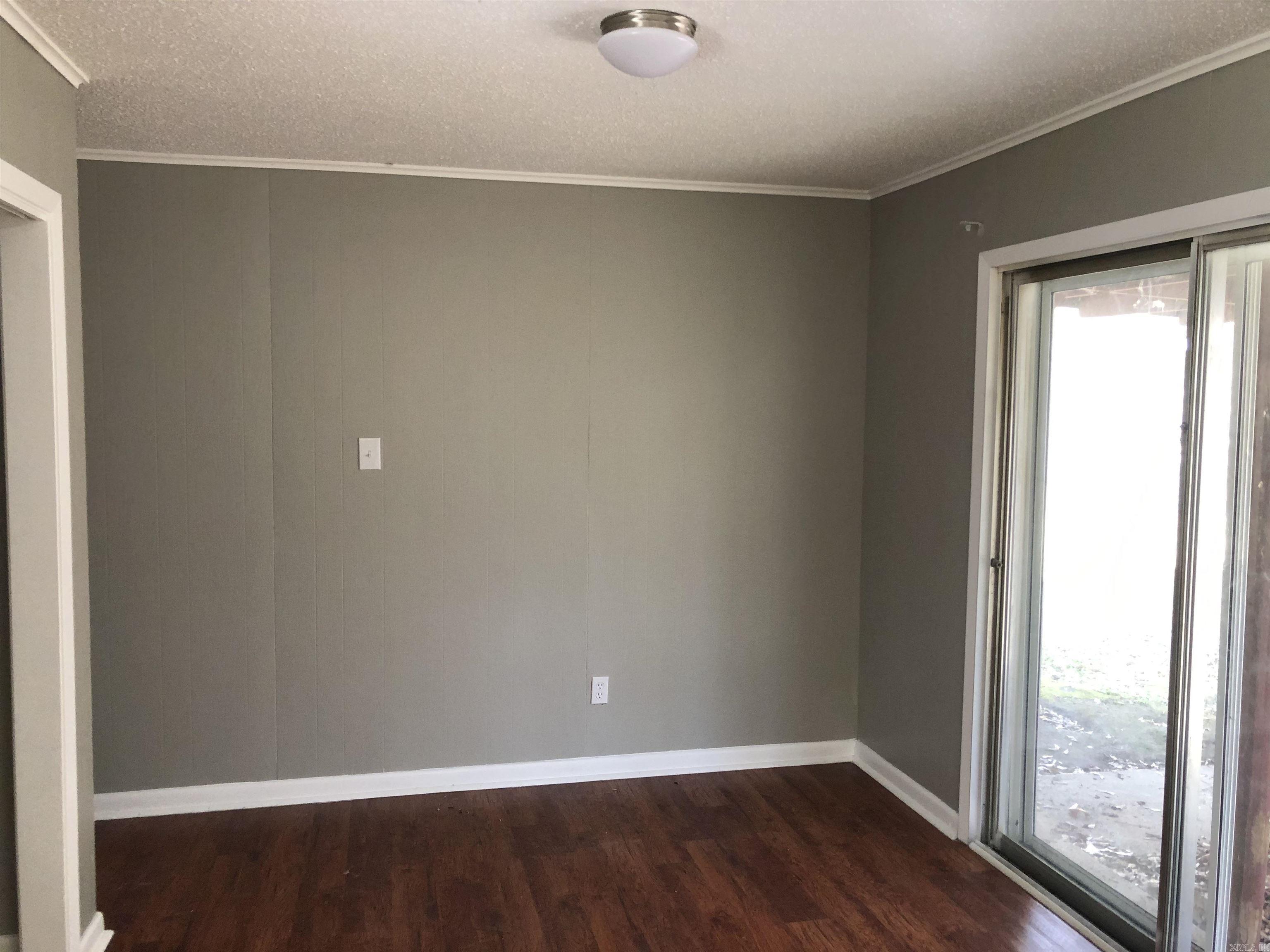 3300 Green Drive Property Photo 3