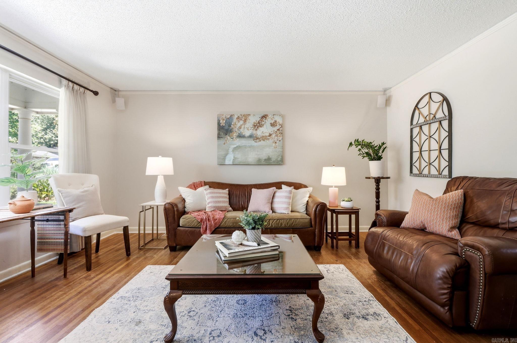 6 Lorna Drive Property Photo 2