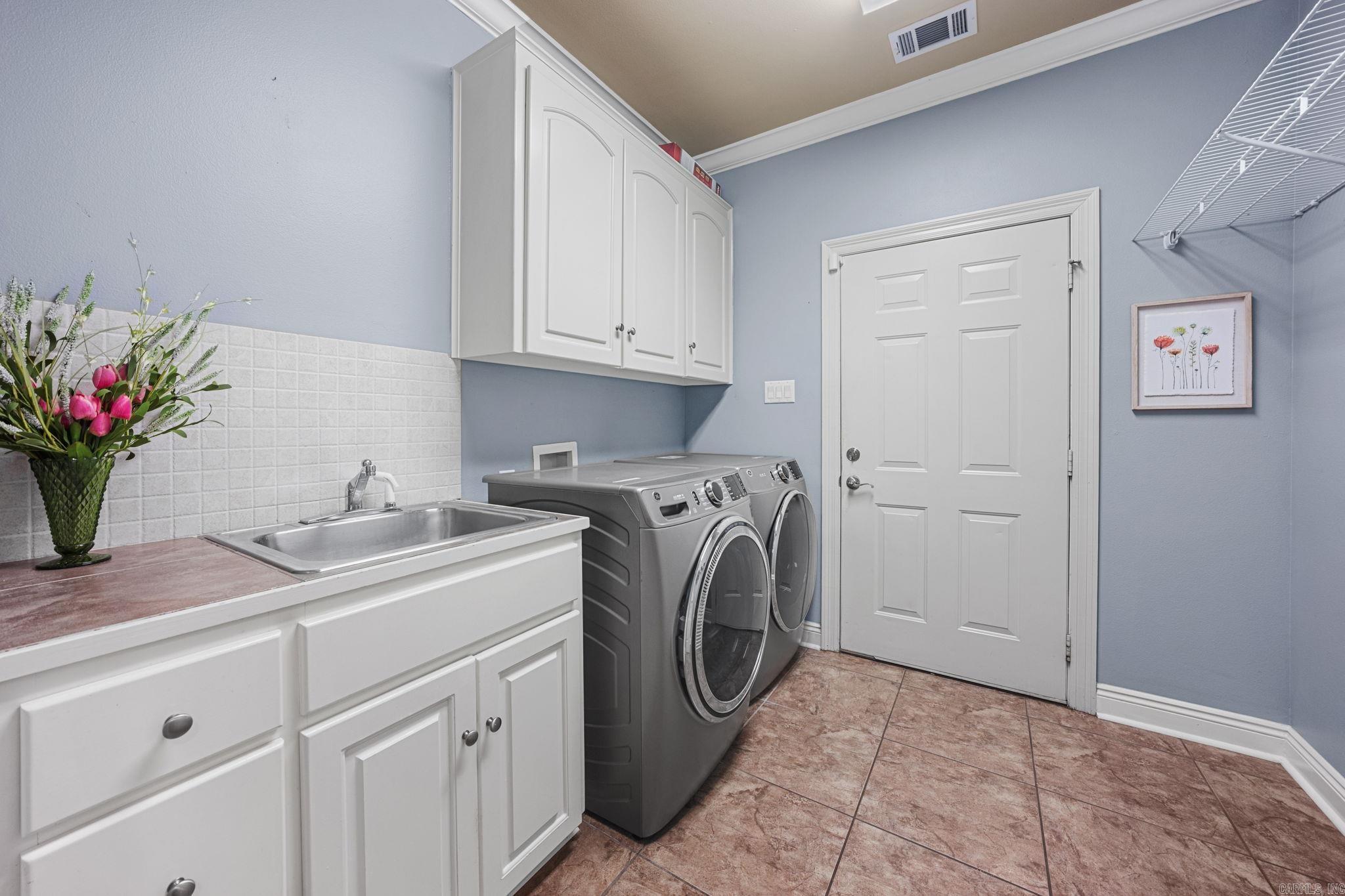 19 Ridgecrest Property Photo 28