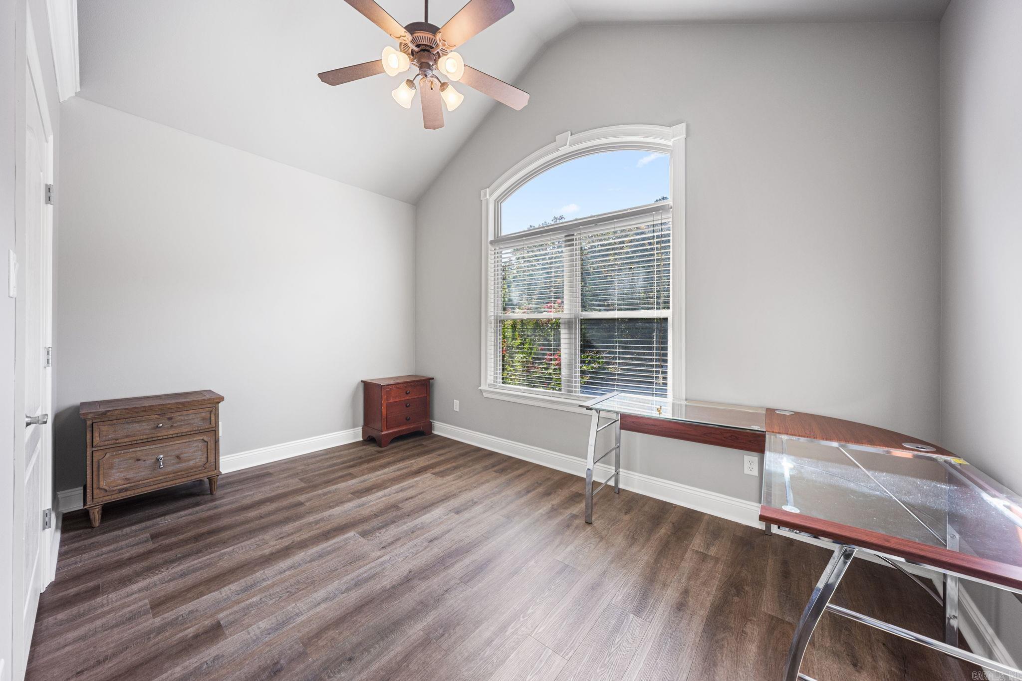 19 Ridgecrest Property Photo 35