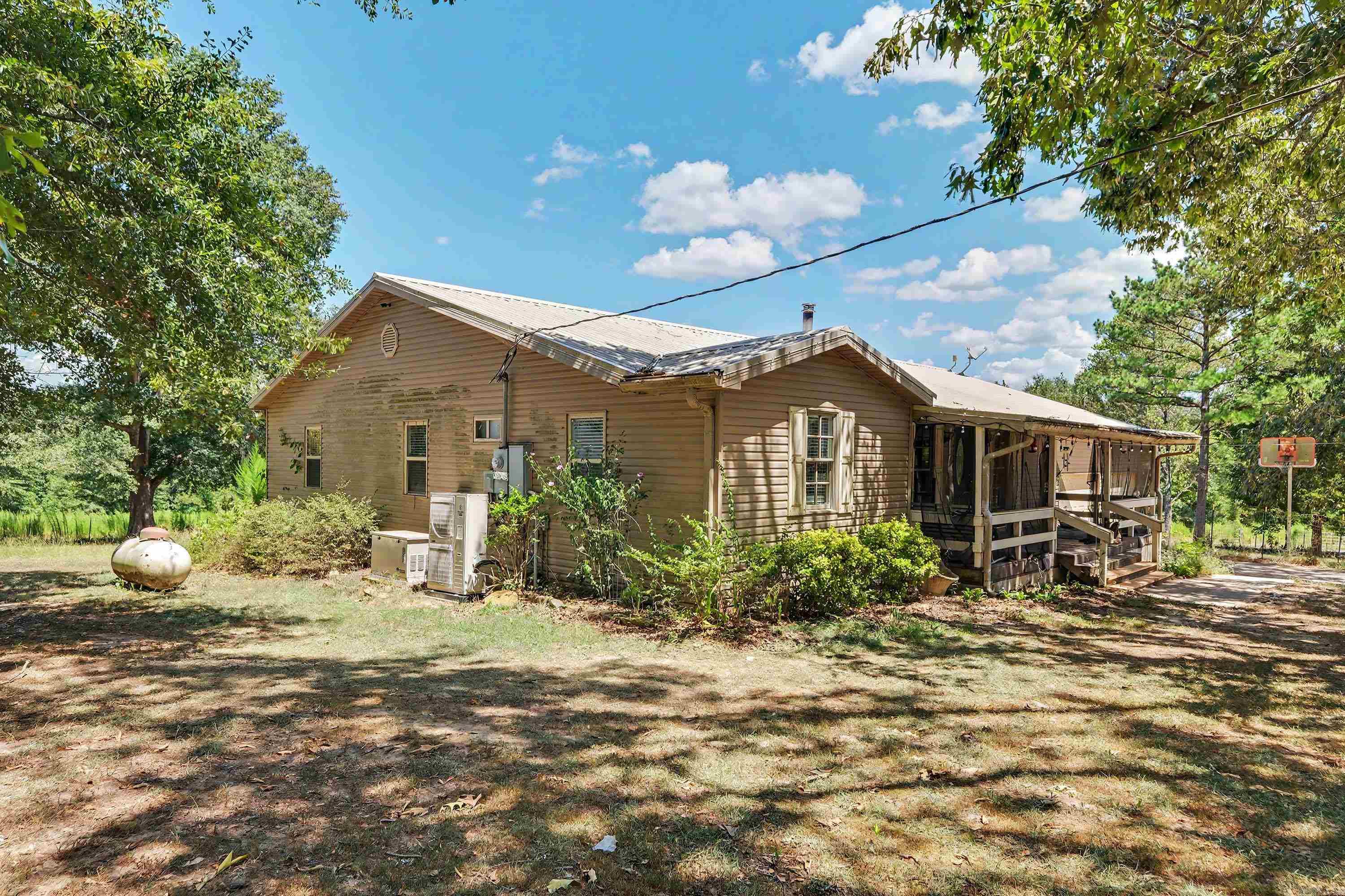 2354 Thunderbird Loop Property Photo 2
