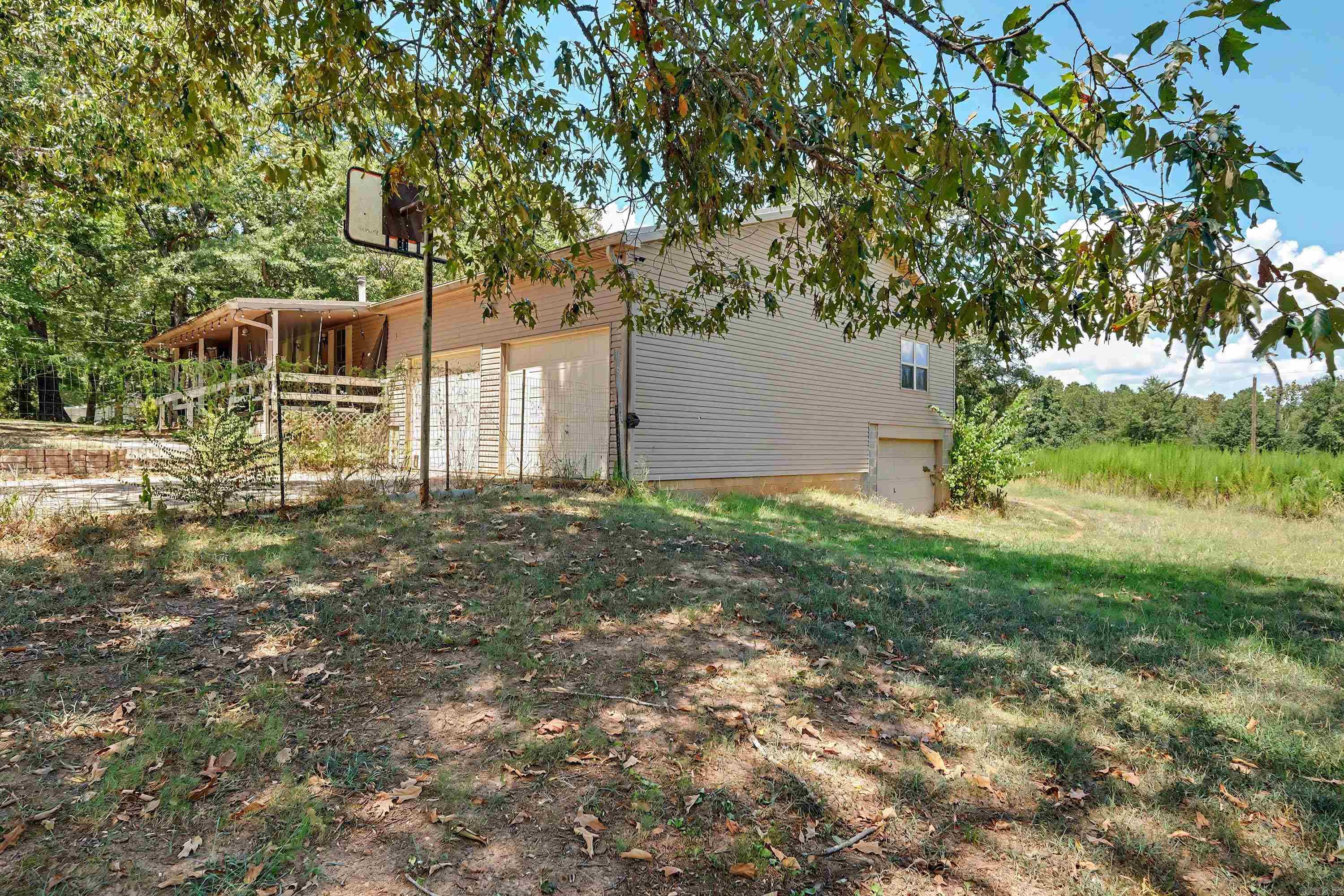 2354 Thunderbird Loop Property Photo 3