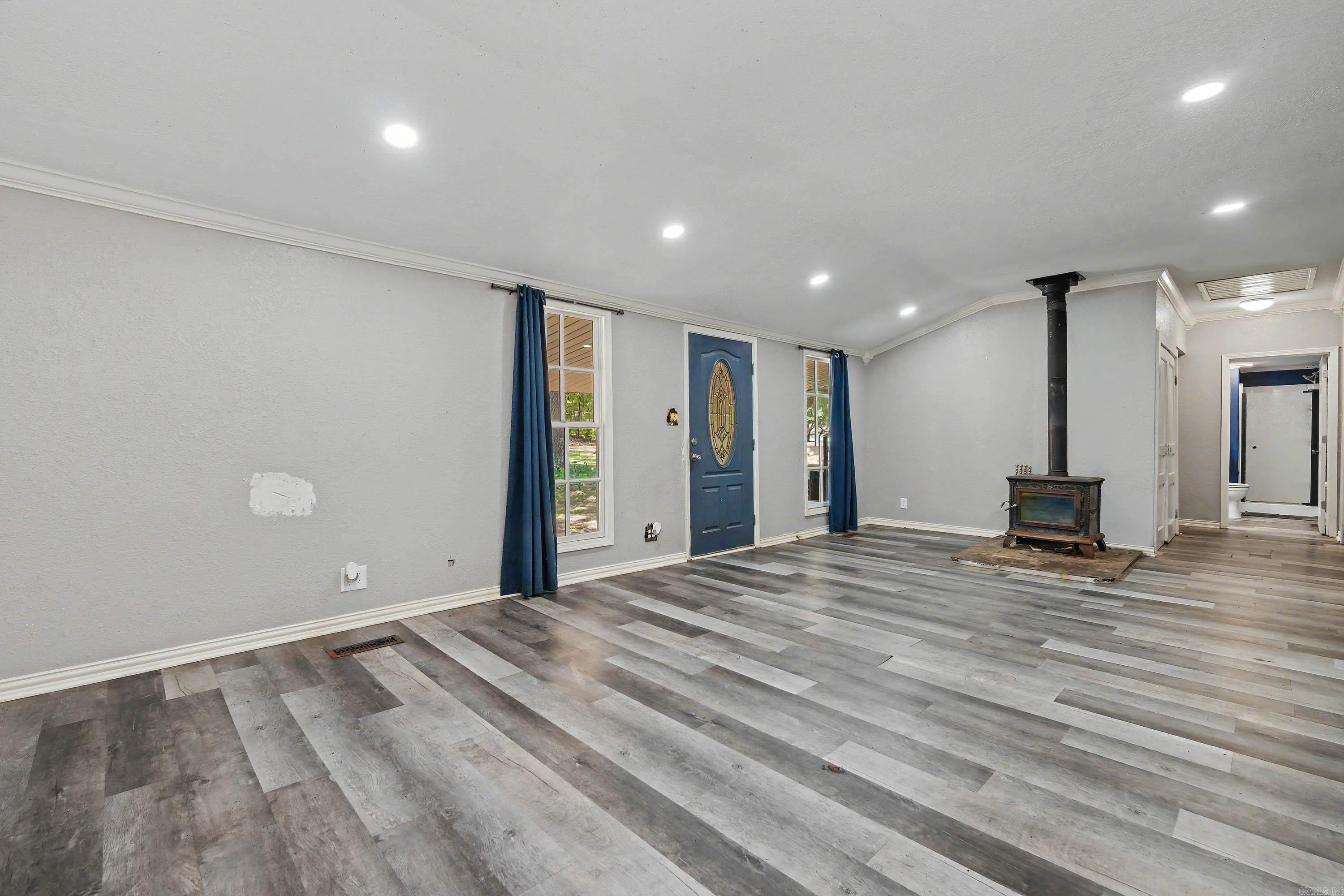 2354 Thunderbird Loop Property Photo 5