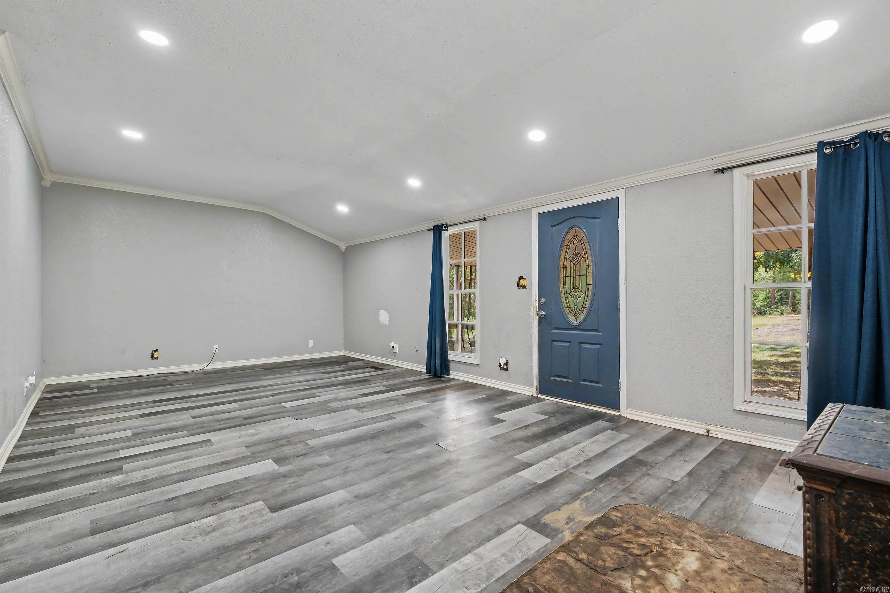 2354 Thunderbird Loop Property Photo 6