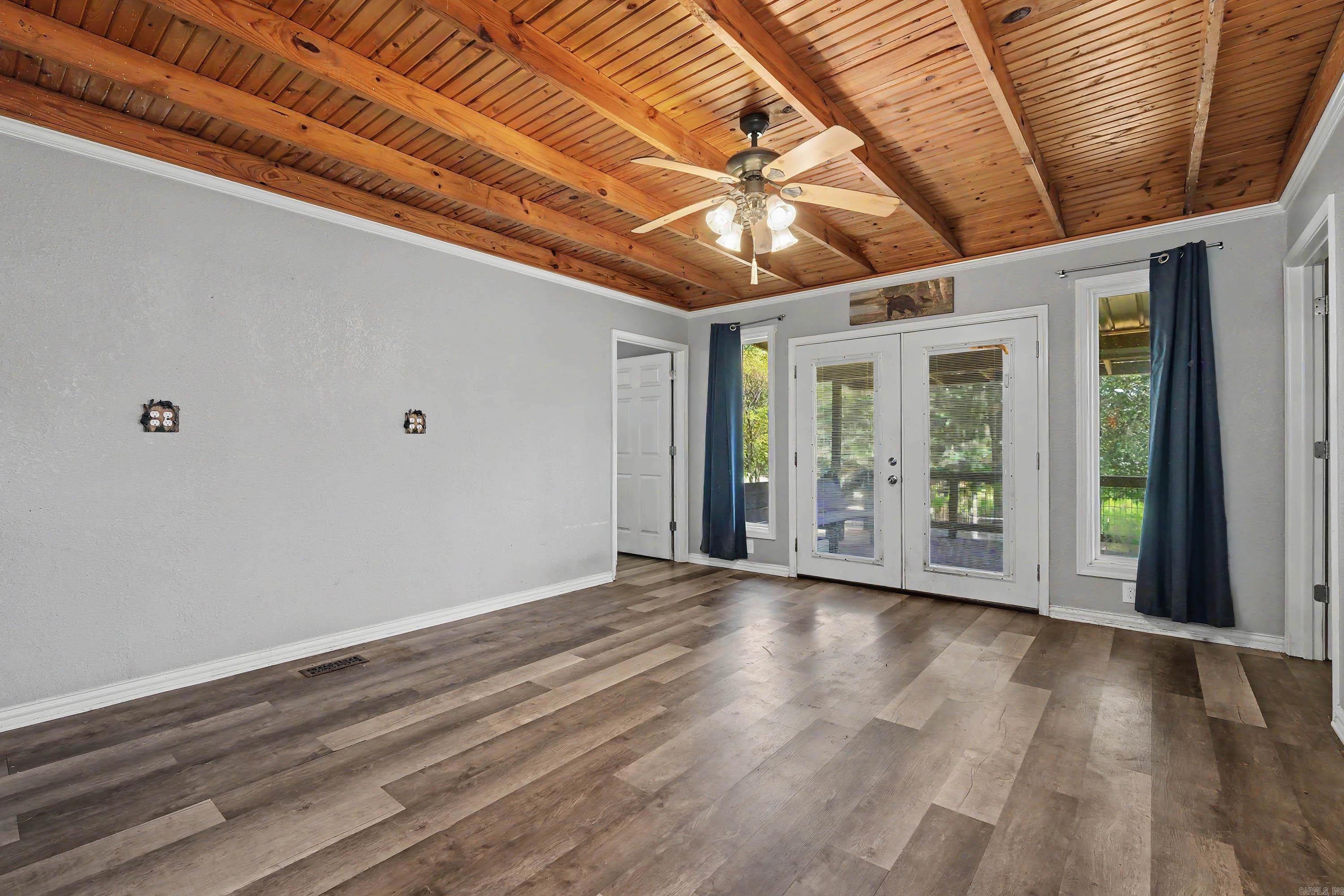2354 Thunderbird Loop Property Photo 12