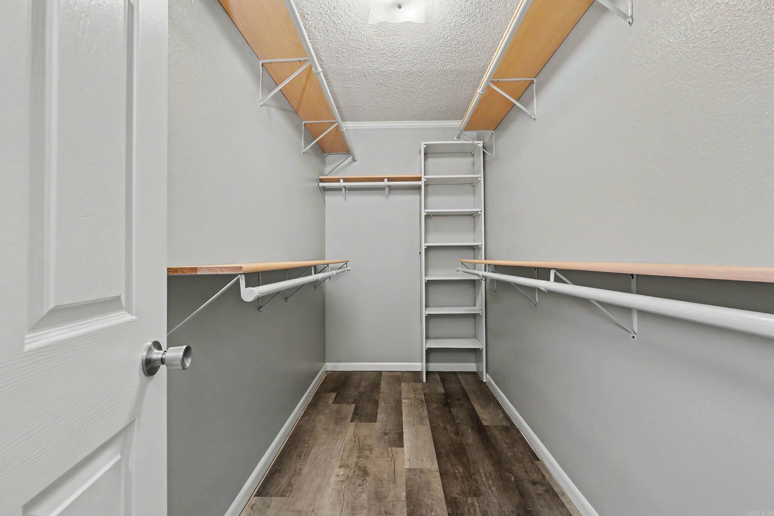 2354 Thunderbird Loop Property Photo 18