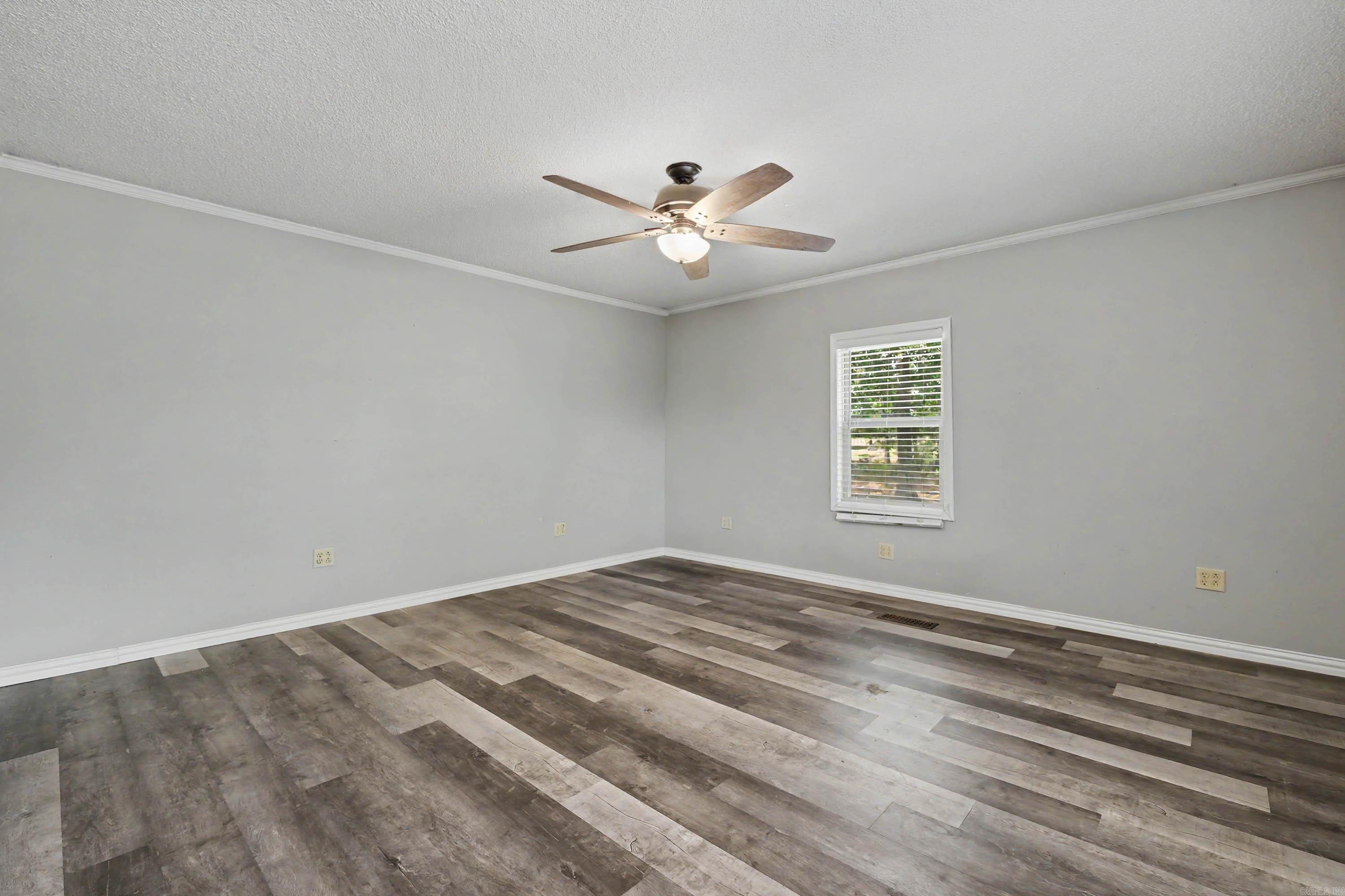 2354 Thunderbird Loop Property Photo 20