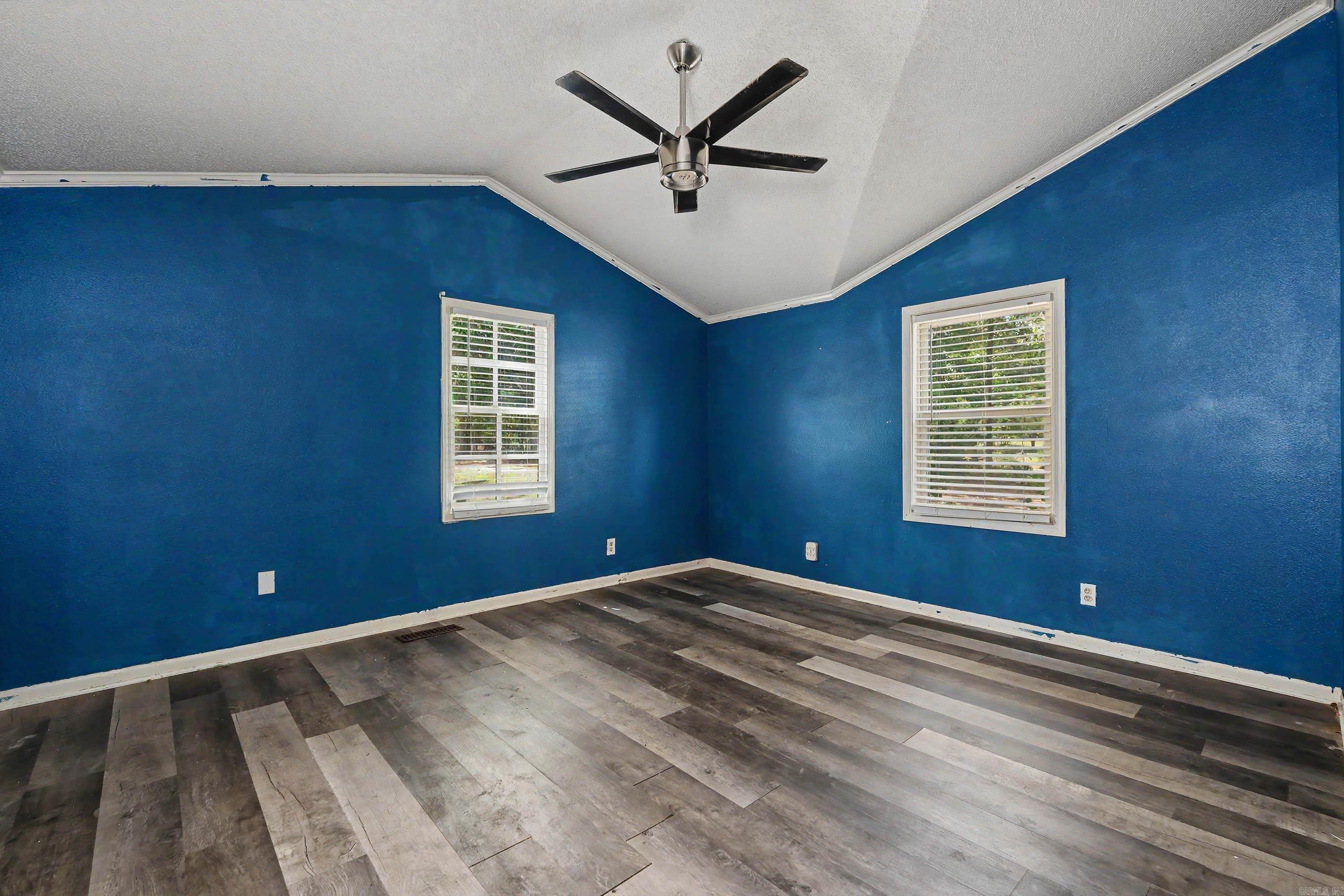 2354 Thunderbird Loop Property Photo 27