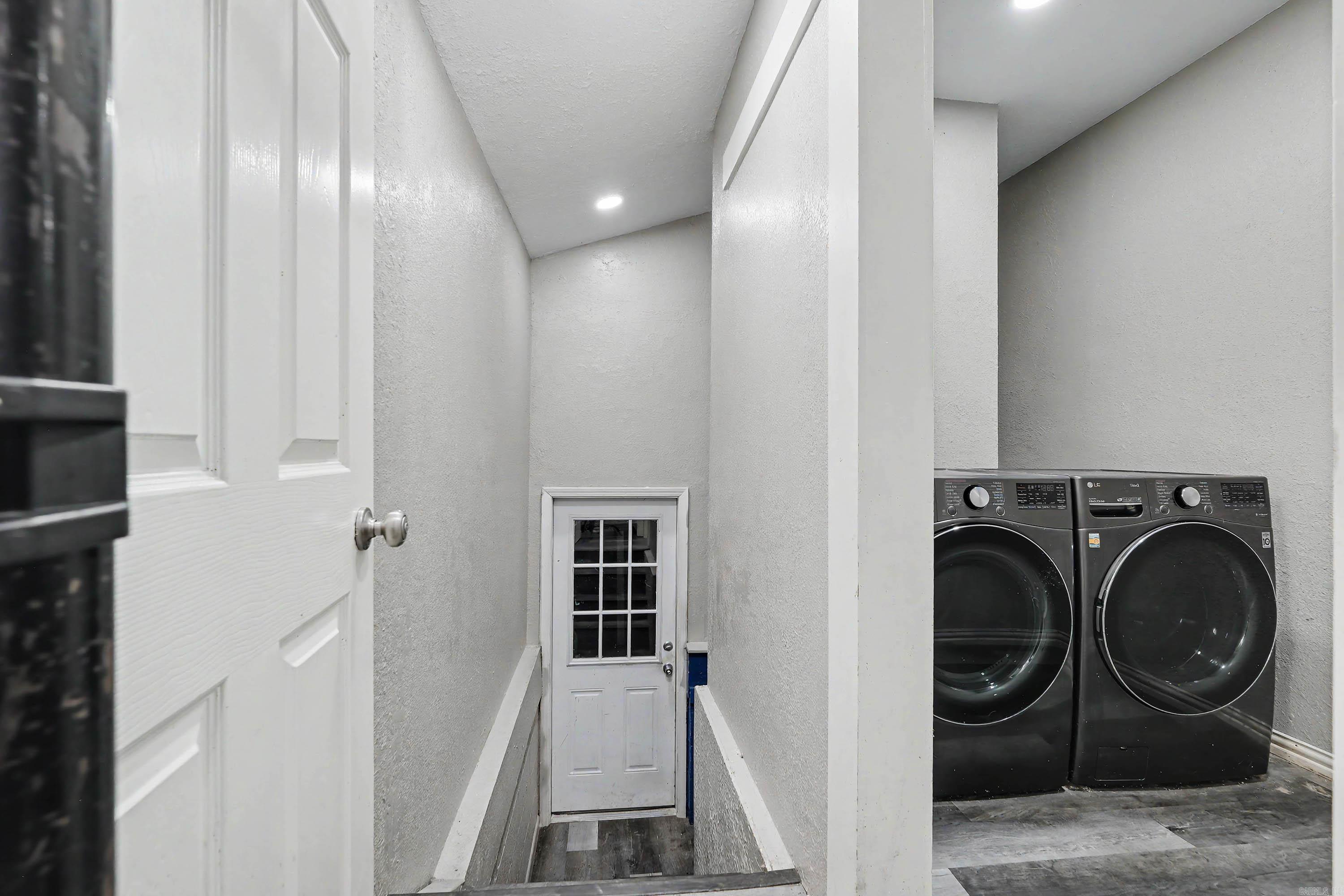 2354 Thunderbird Loop Property Photo 30