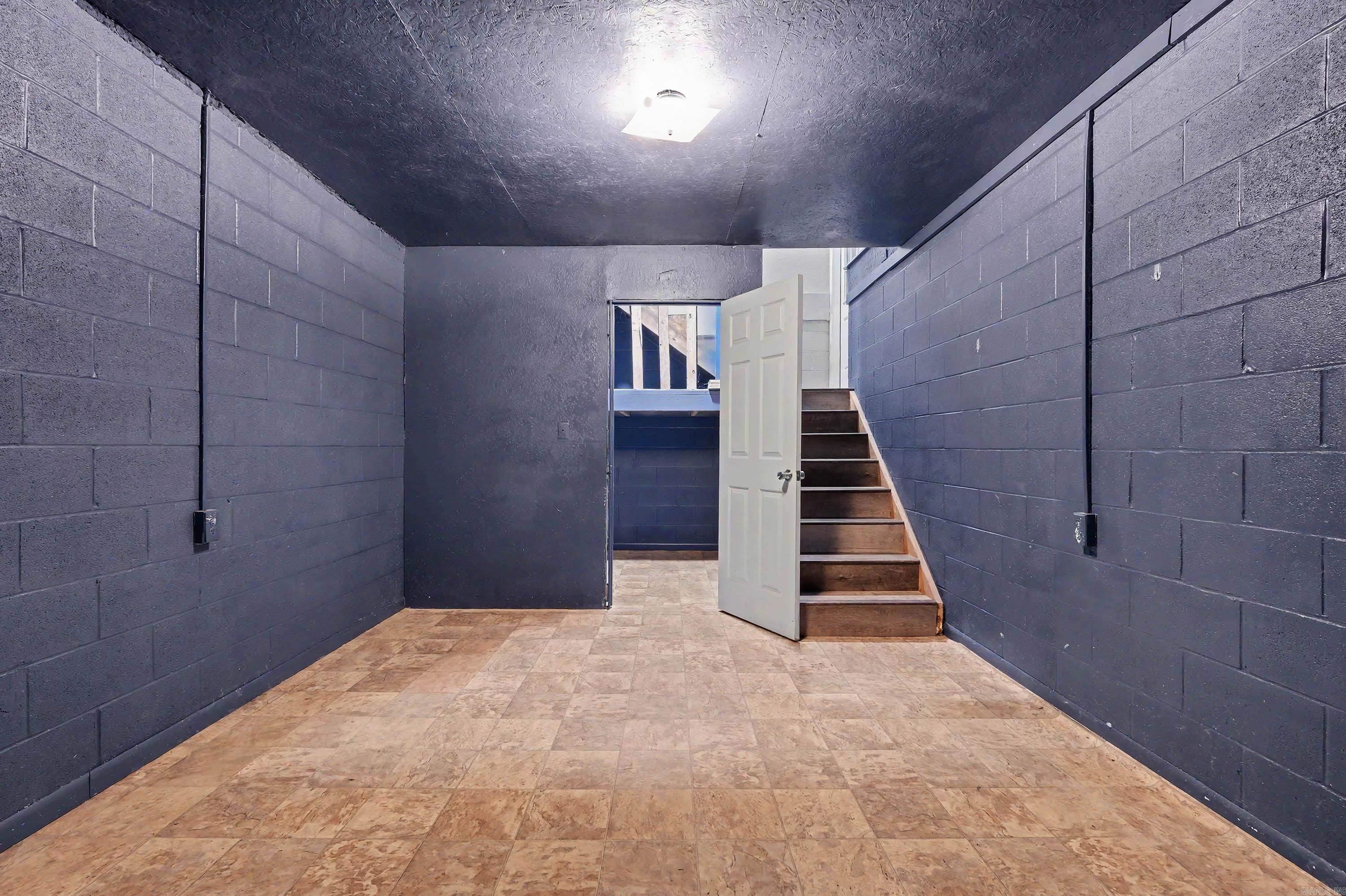 2354 Thunderbird Loop Property Photo 33