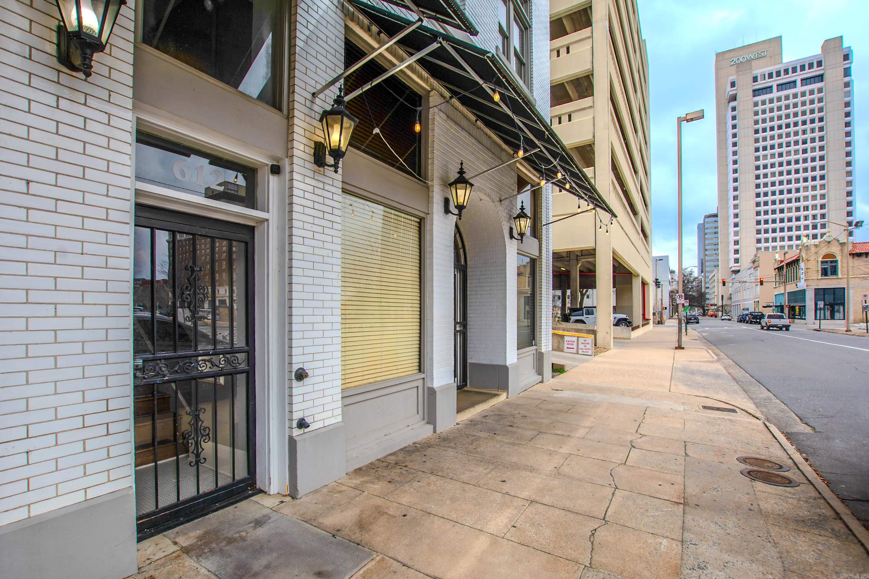 614 Center Street Property Photo 15