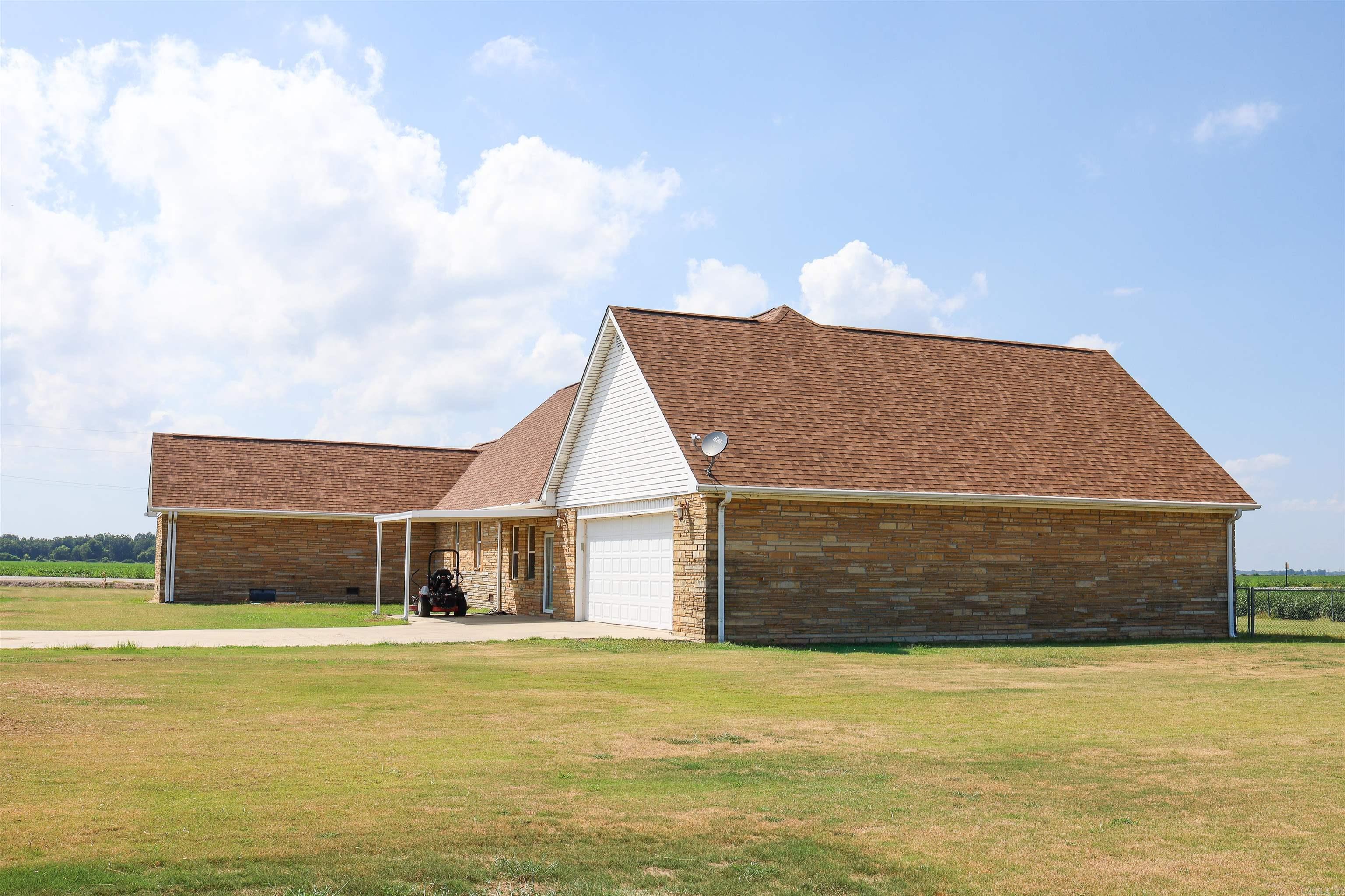 7375 Highway 135 Property Photo 3
