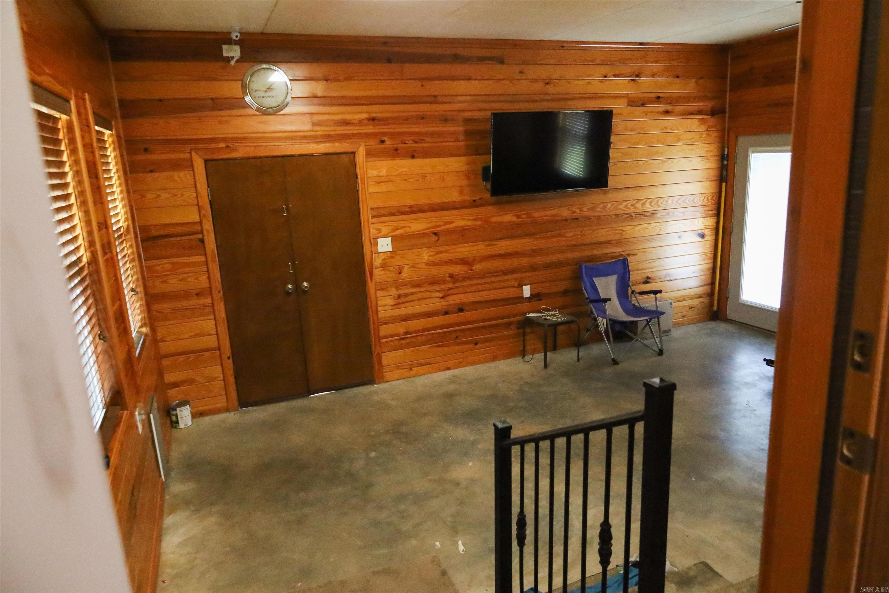 7375 Highway 135 Property Photo 14