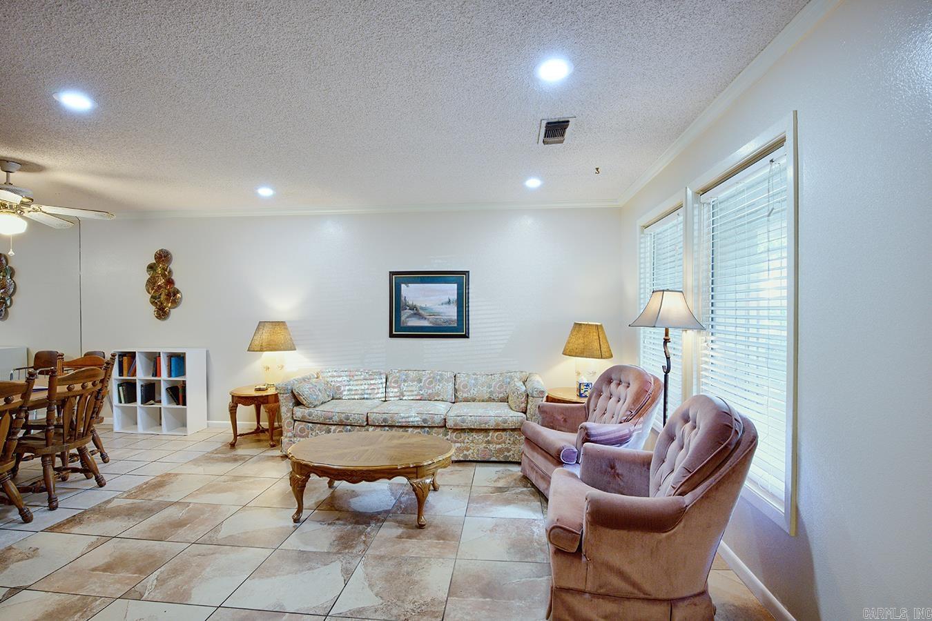 6 Fresca Ln Property Photo 4