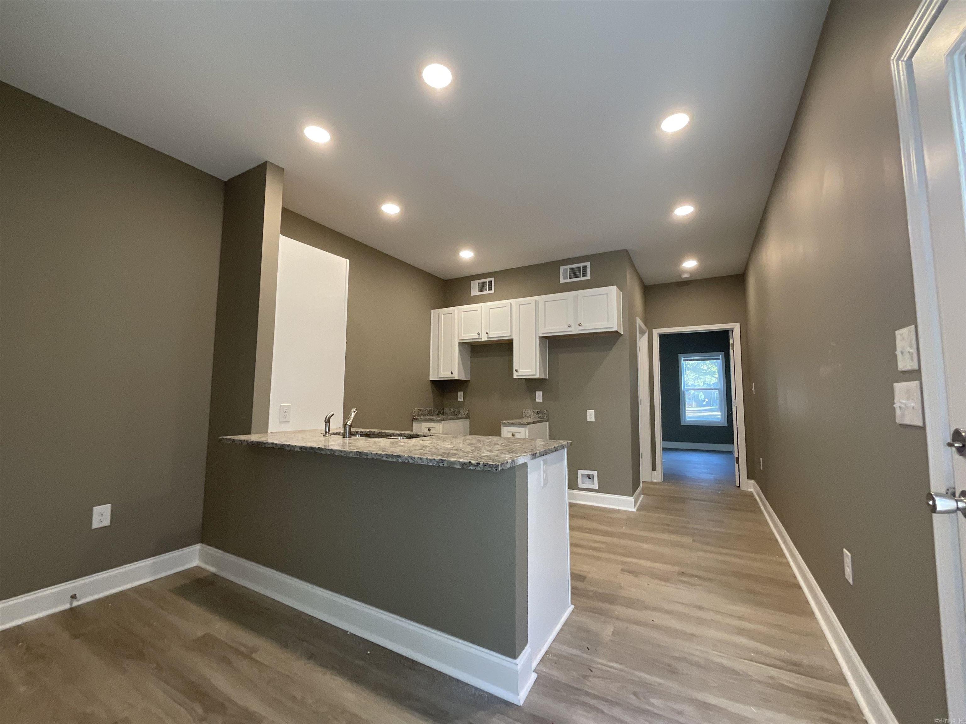 417 & 419 Church Street Property Photo 6