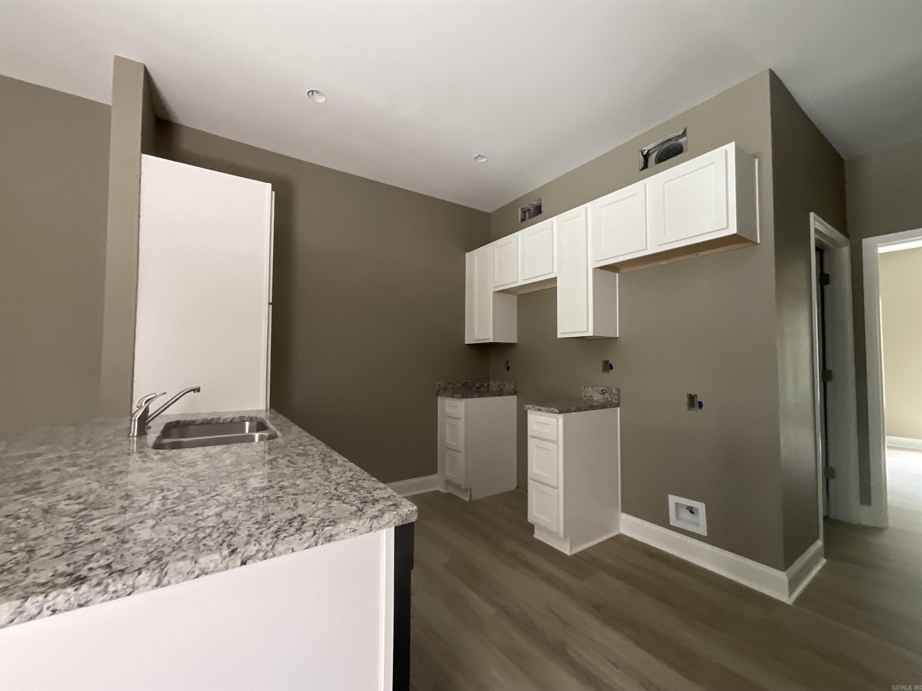 417 & 419 Church Street Property Photo 8