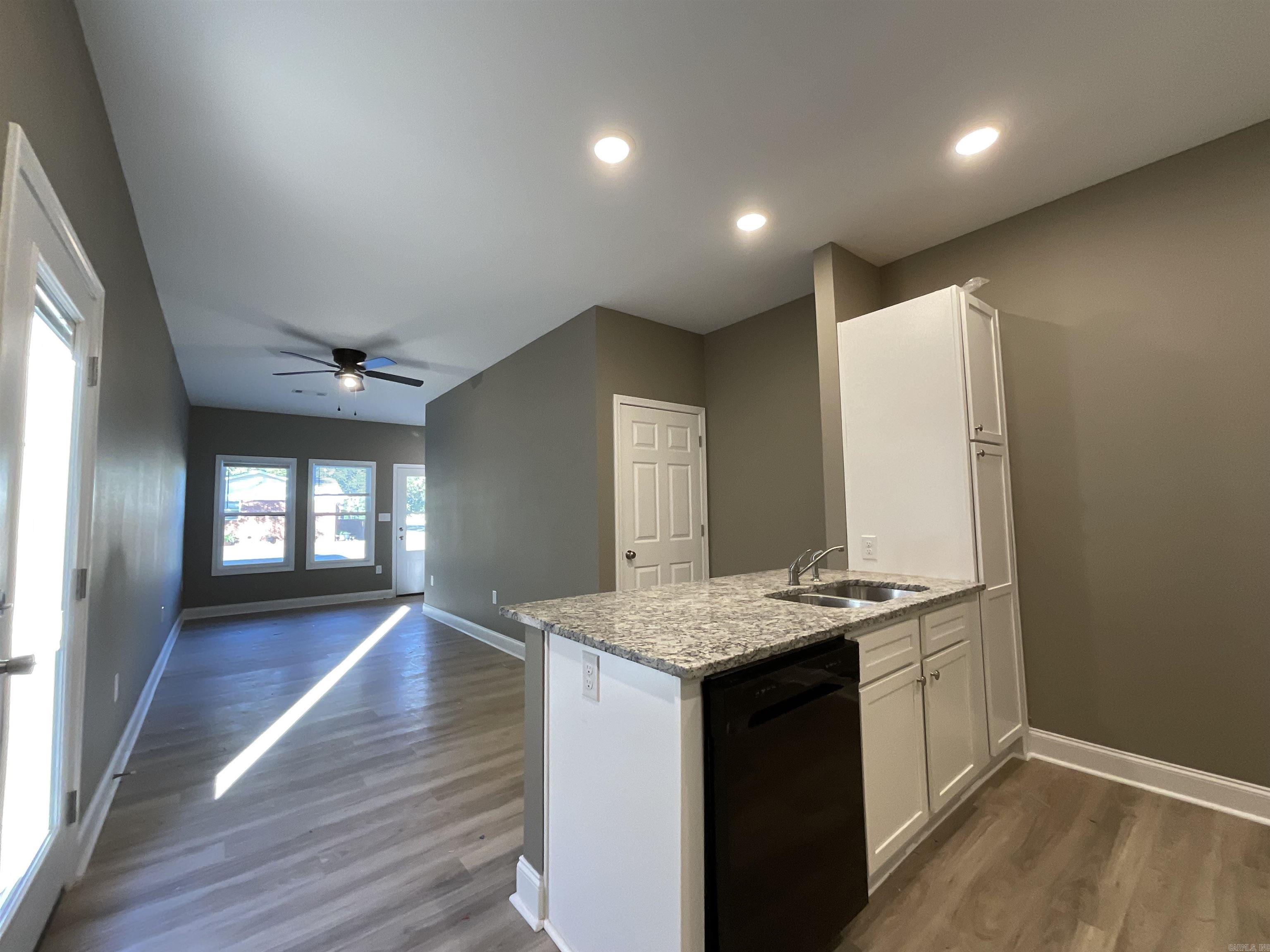 417 & 419 Church Street Property Photo 8