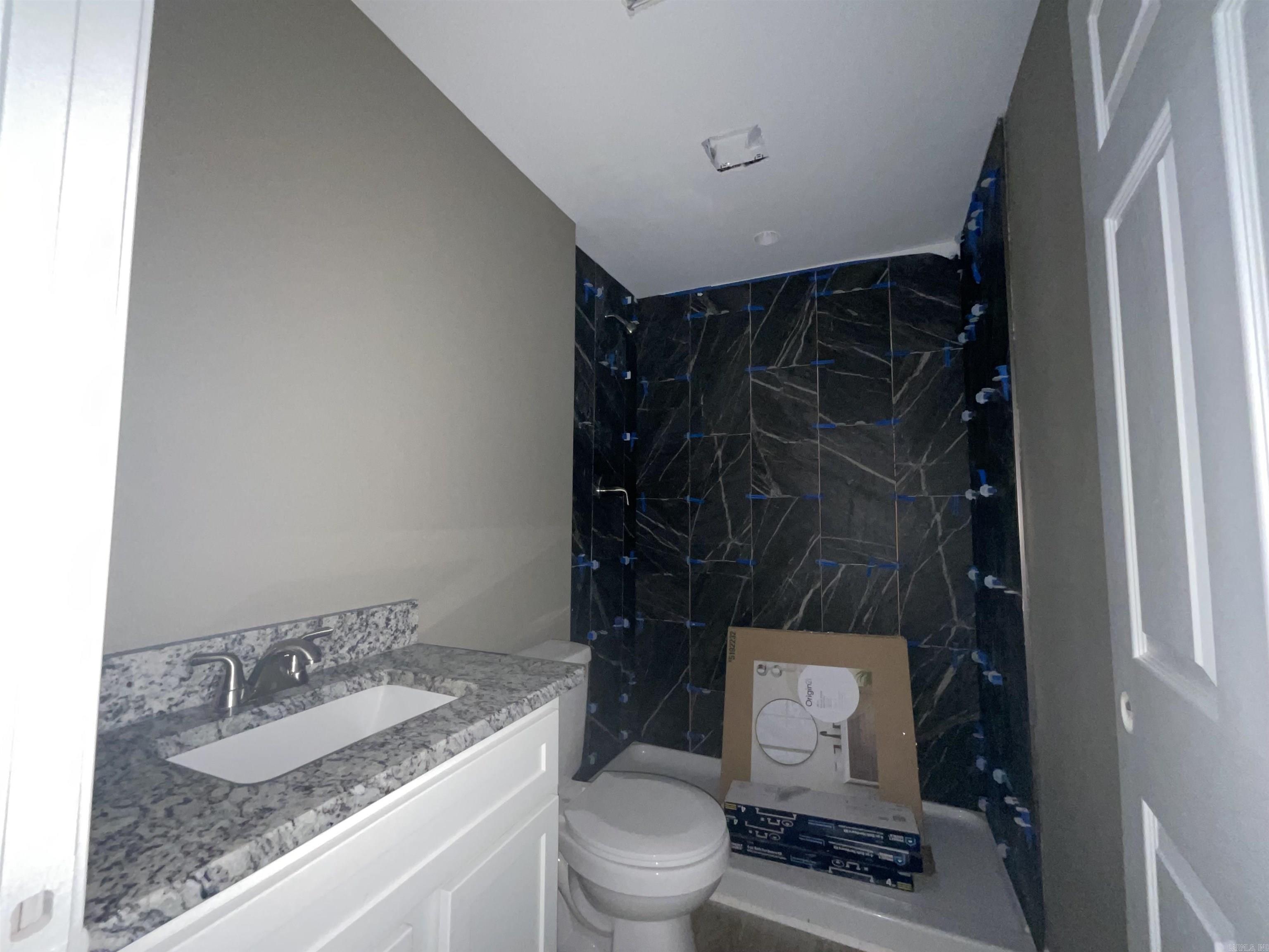 417 & 419 Church Street Property Photo 10