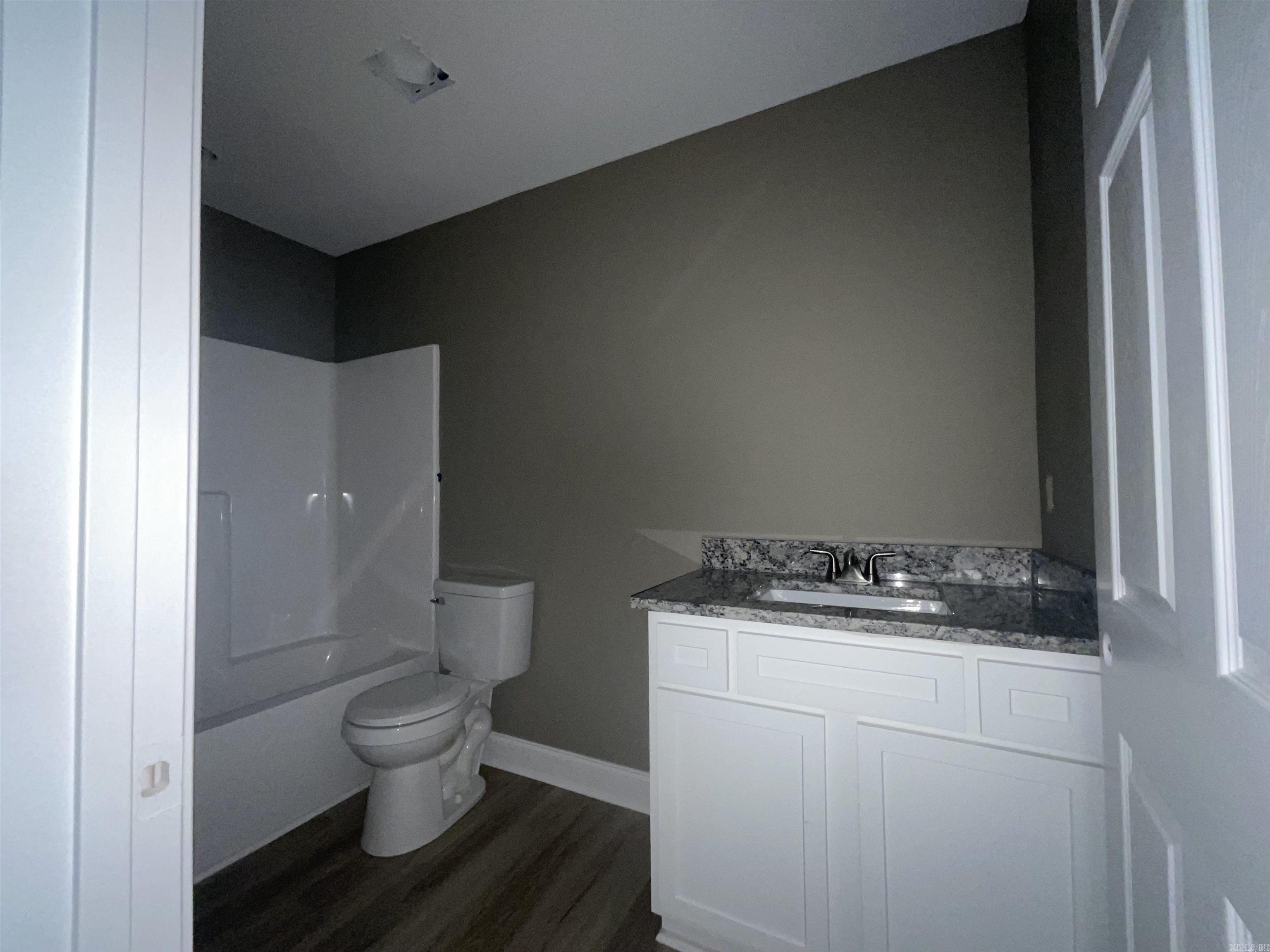 417 & 419 Church Street Property Photo 18