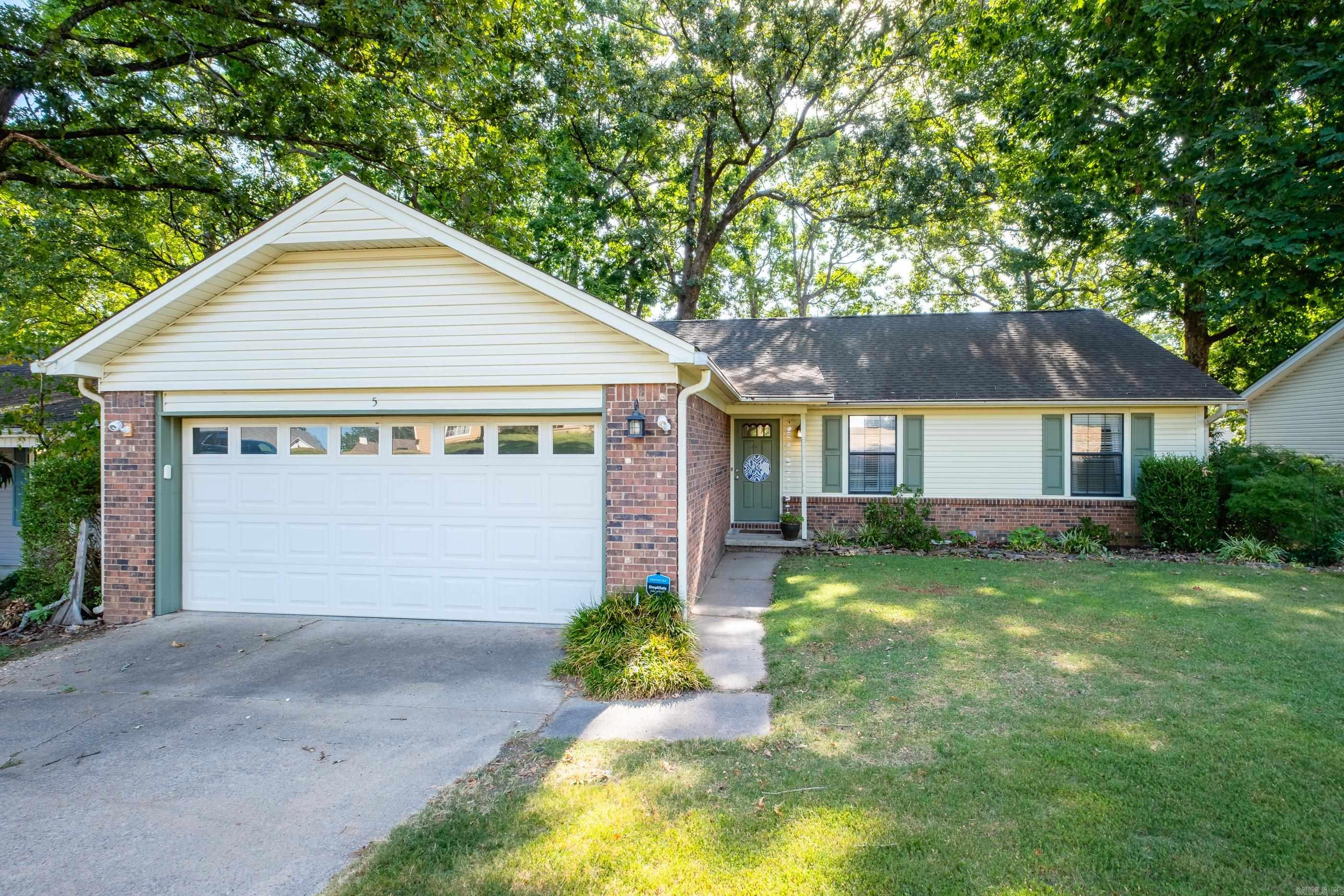 5 Wild Cherry Court Property Photo 2