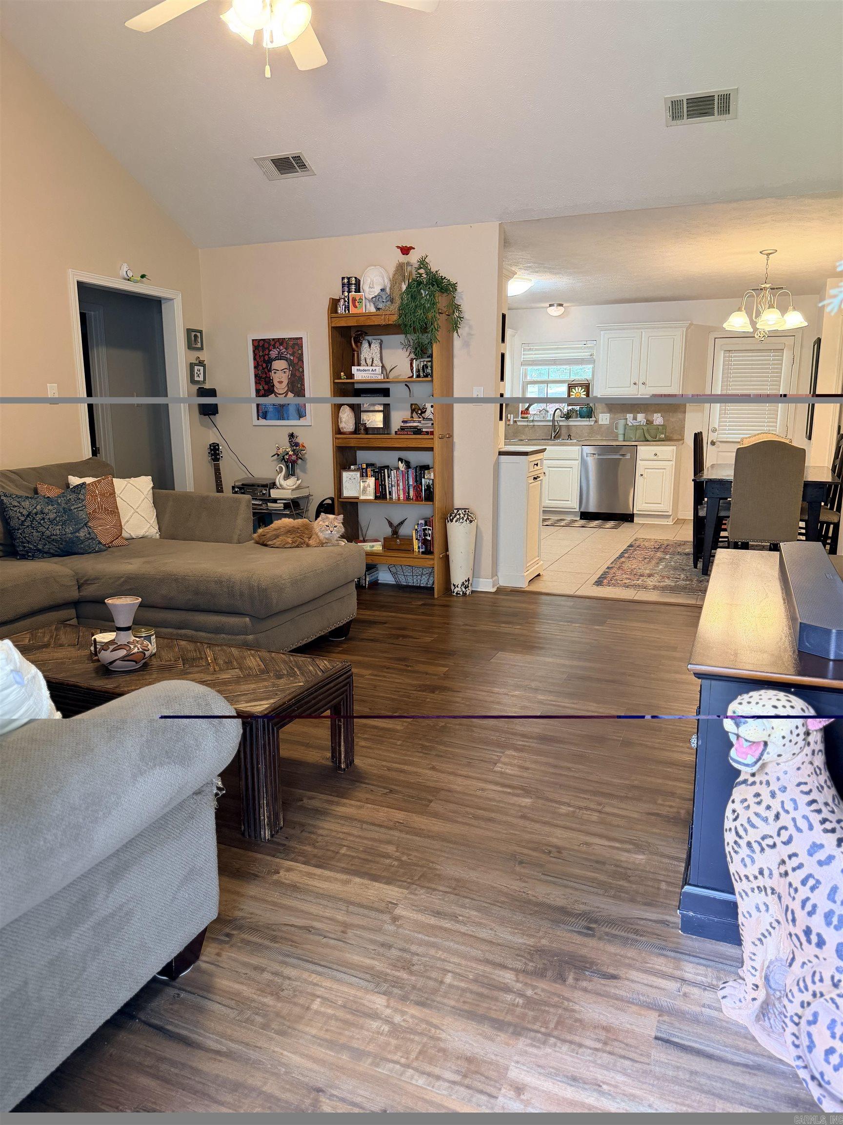 120 Pineview Property Photo 4