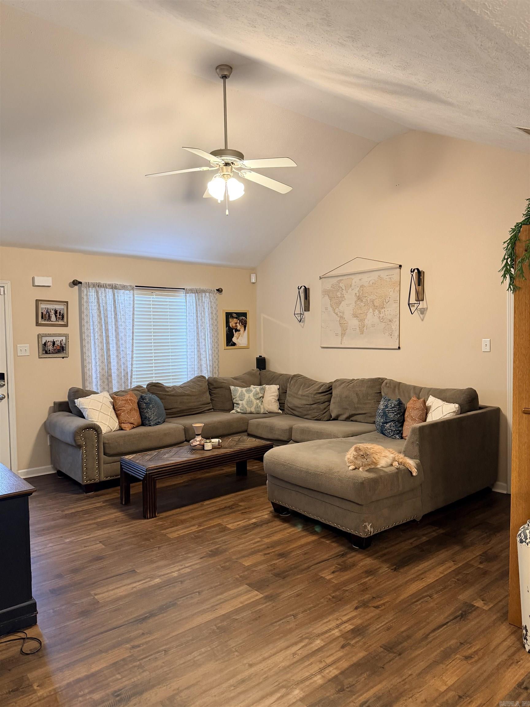 120 Pineview Property Photo 6