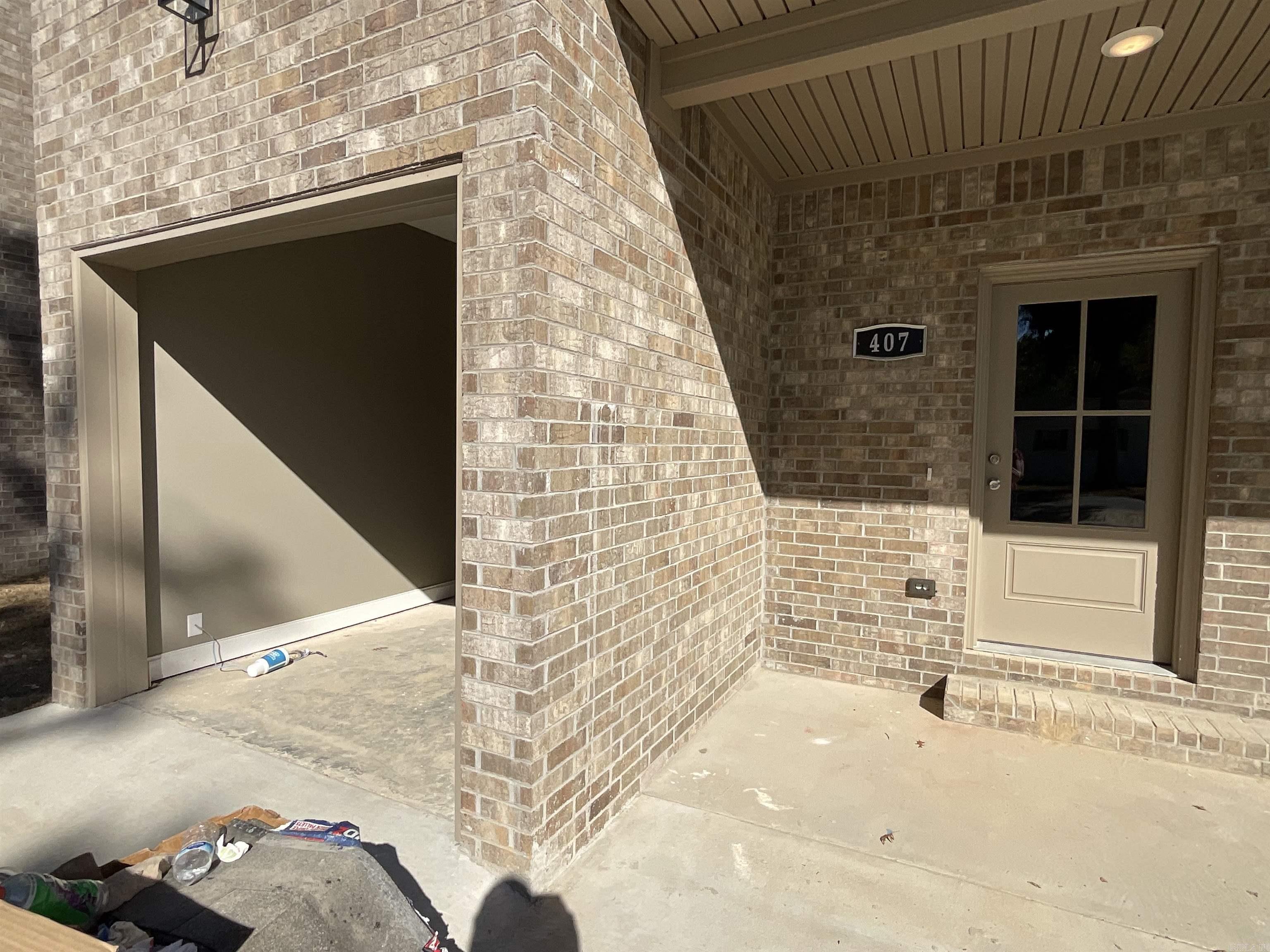 405 & 407 Church Street Property Photo 26