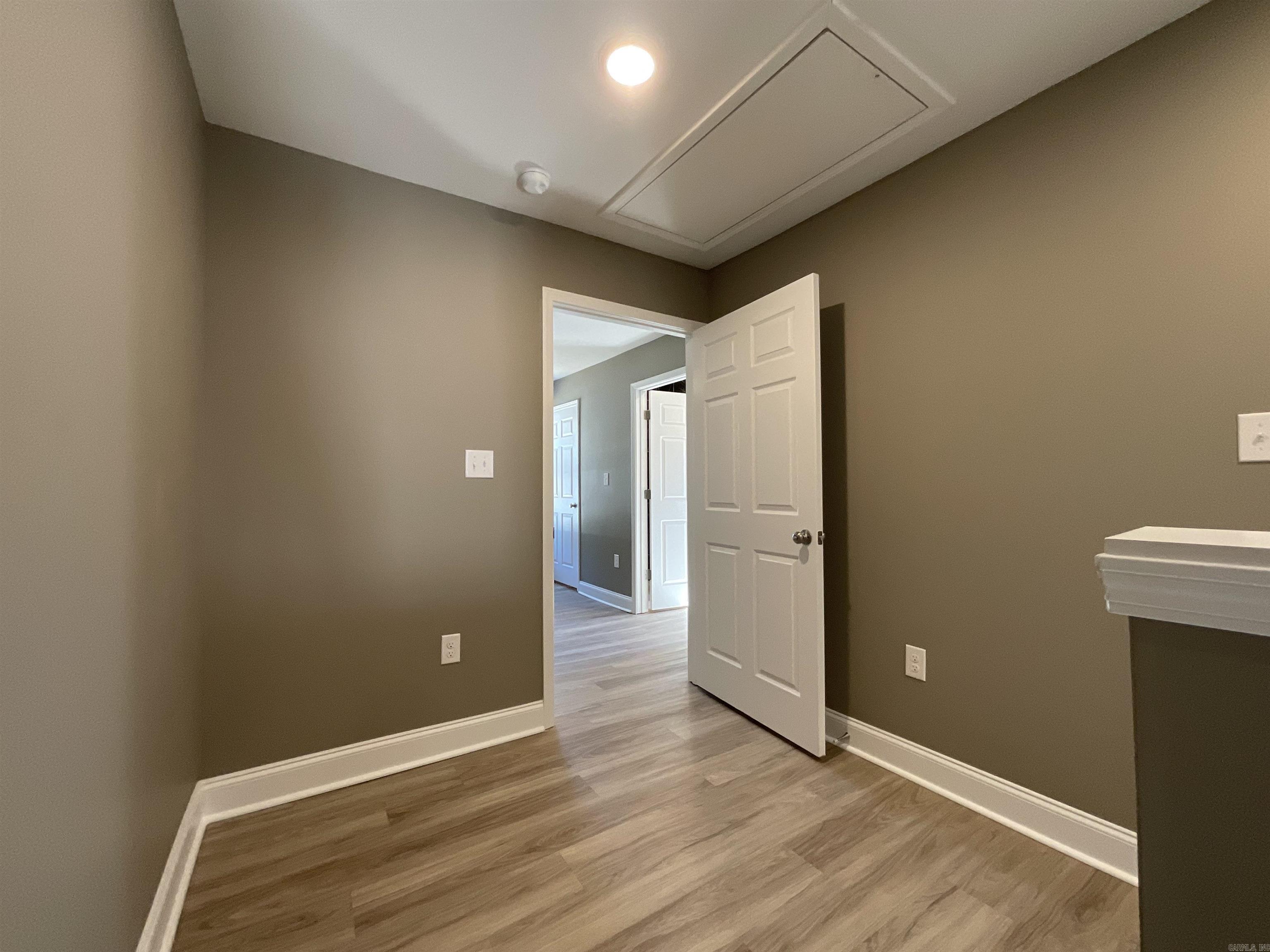 409 & 411 Church Street Property Photo 14