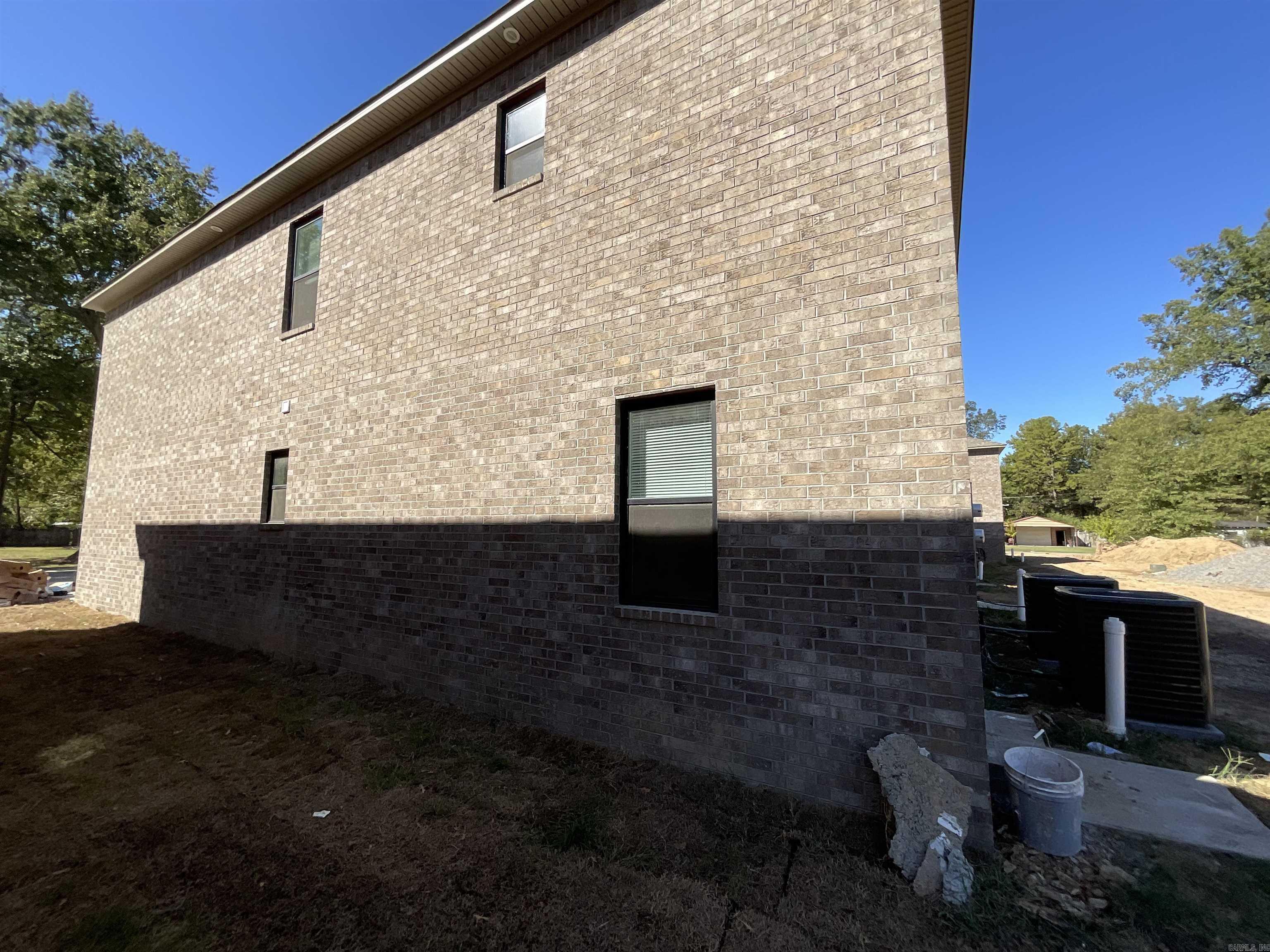 409 & 411 Church Street Property Photo 49