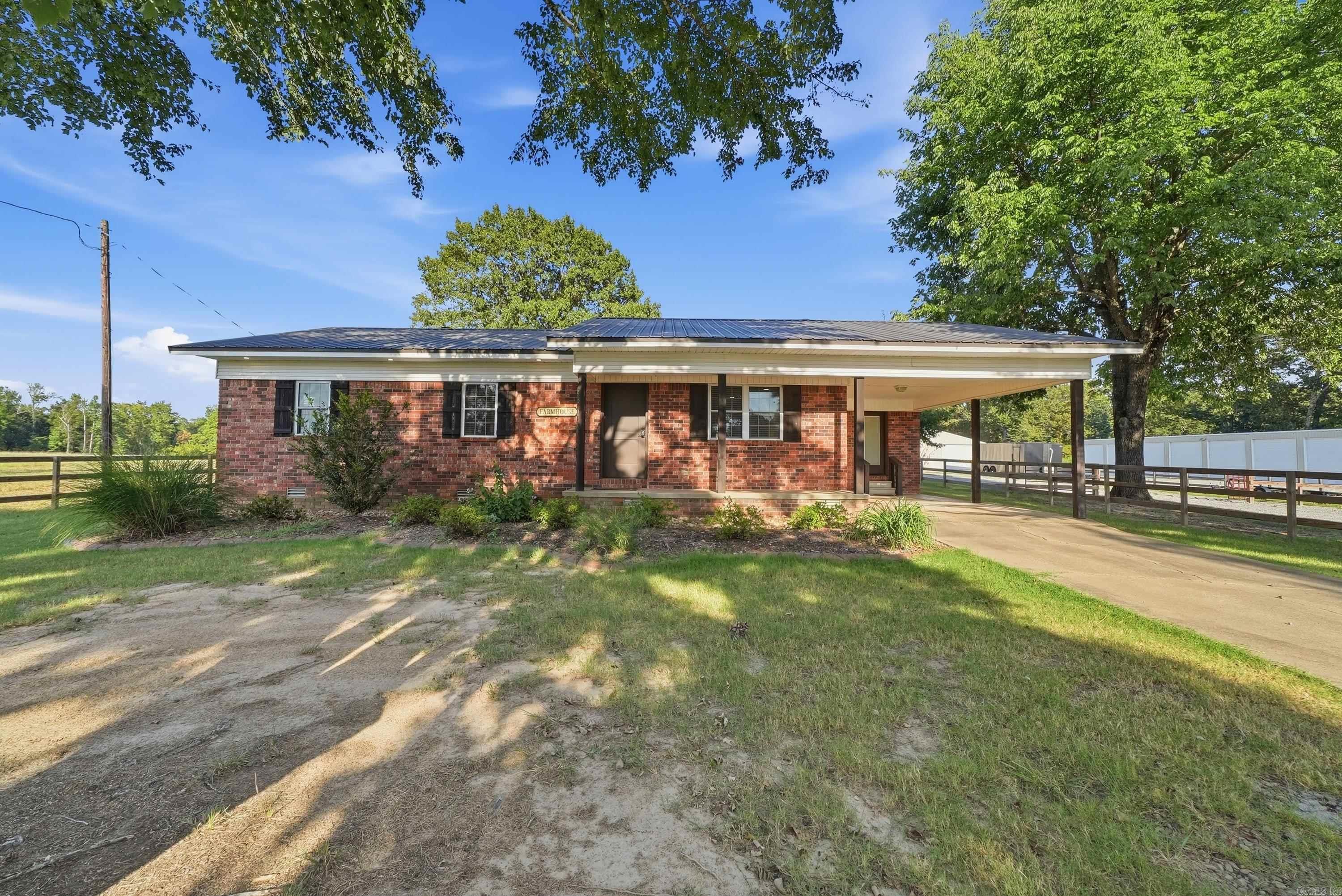 75 Stark Ave. Property Photo 2