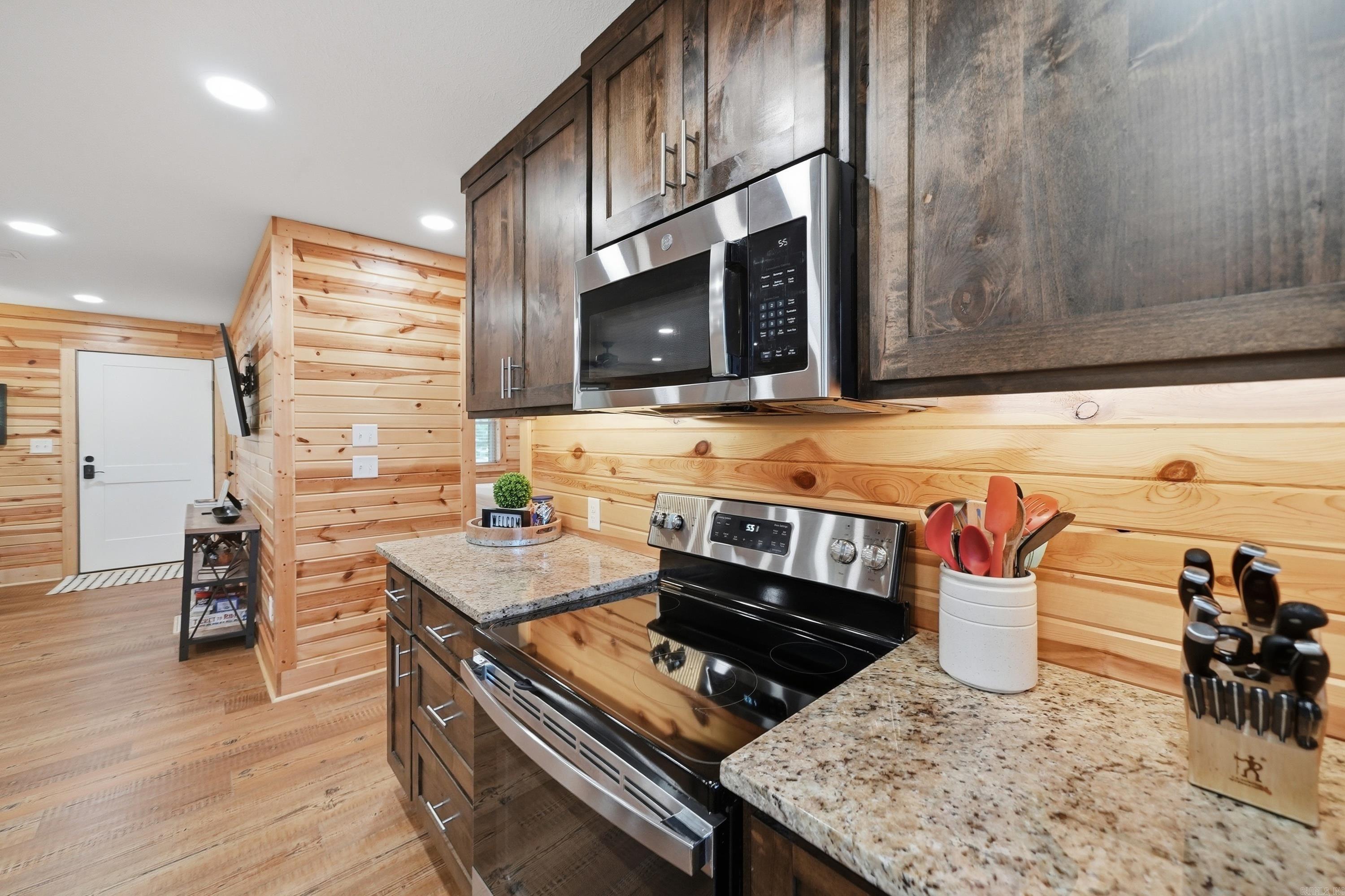 75 Stark Ave. Property Photo 18