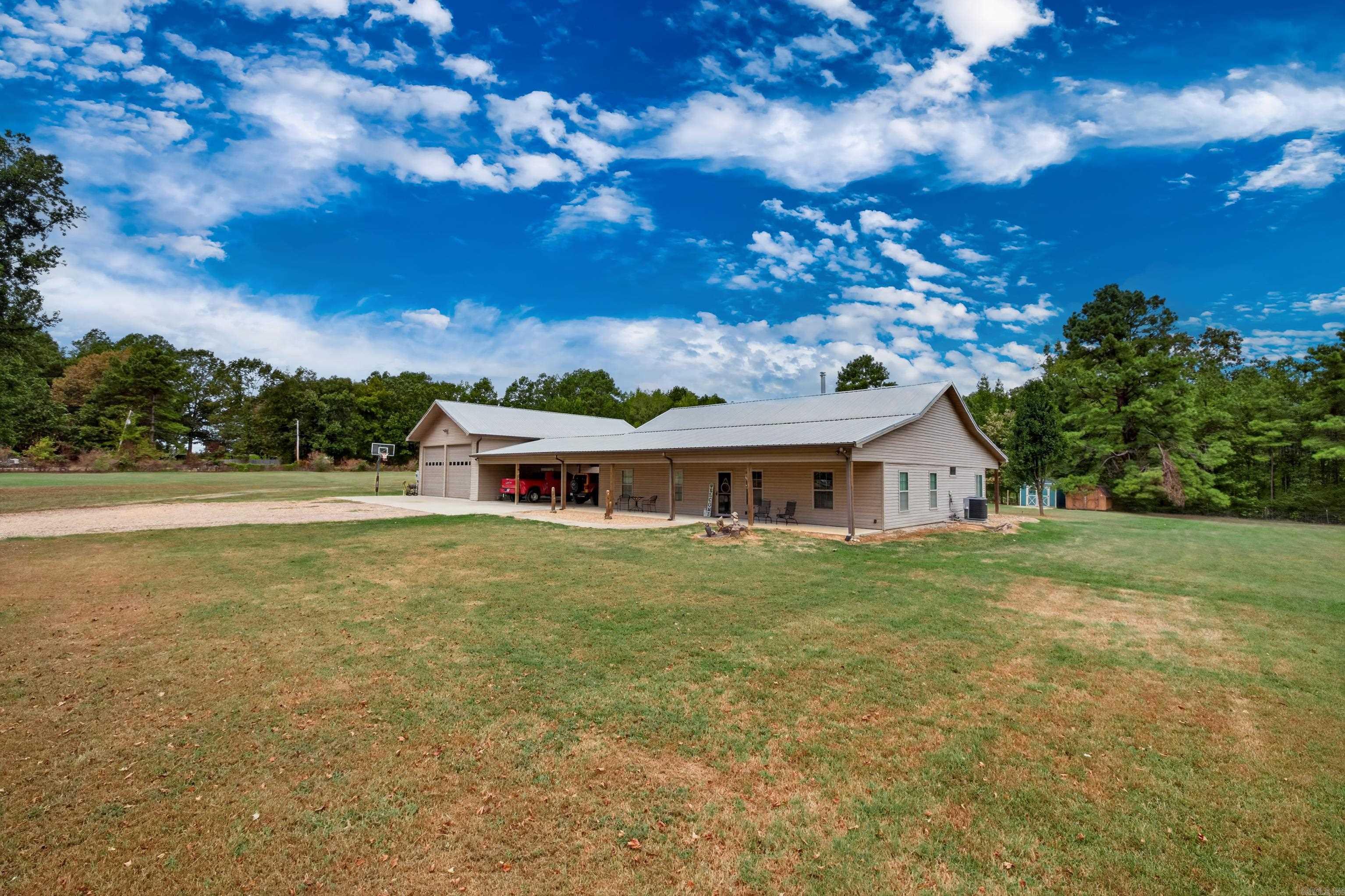 2850 A,b,c Traskwood Road Property Photo 17