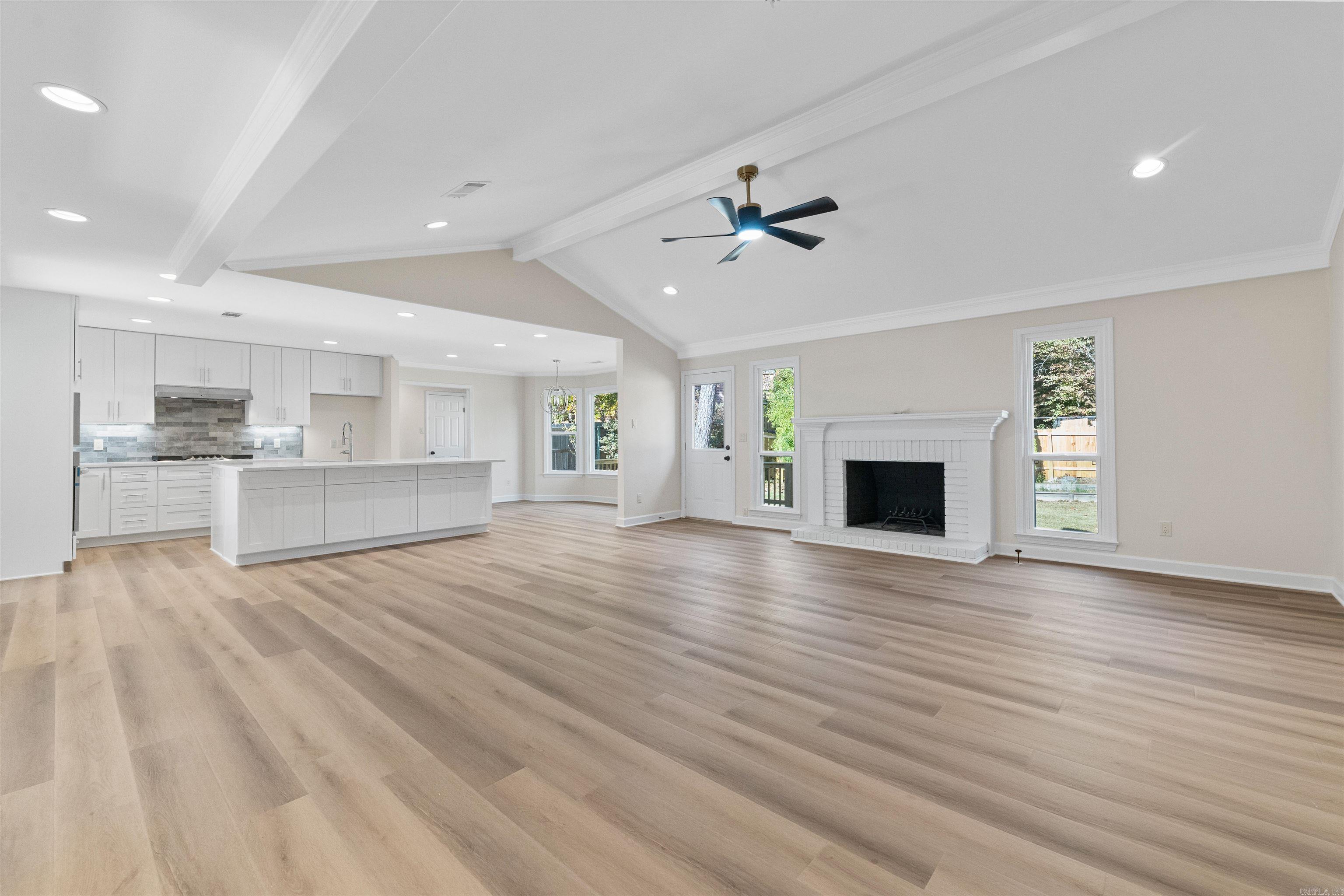 186 Pebble Beach Drive Property Photo 3