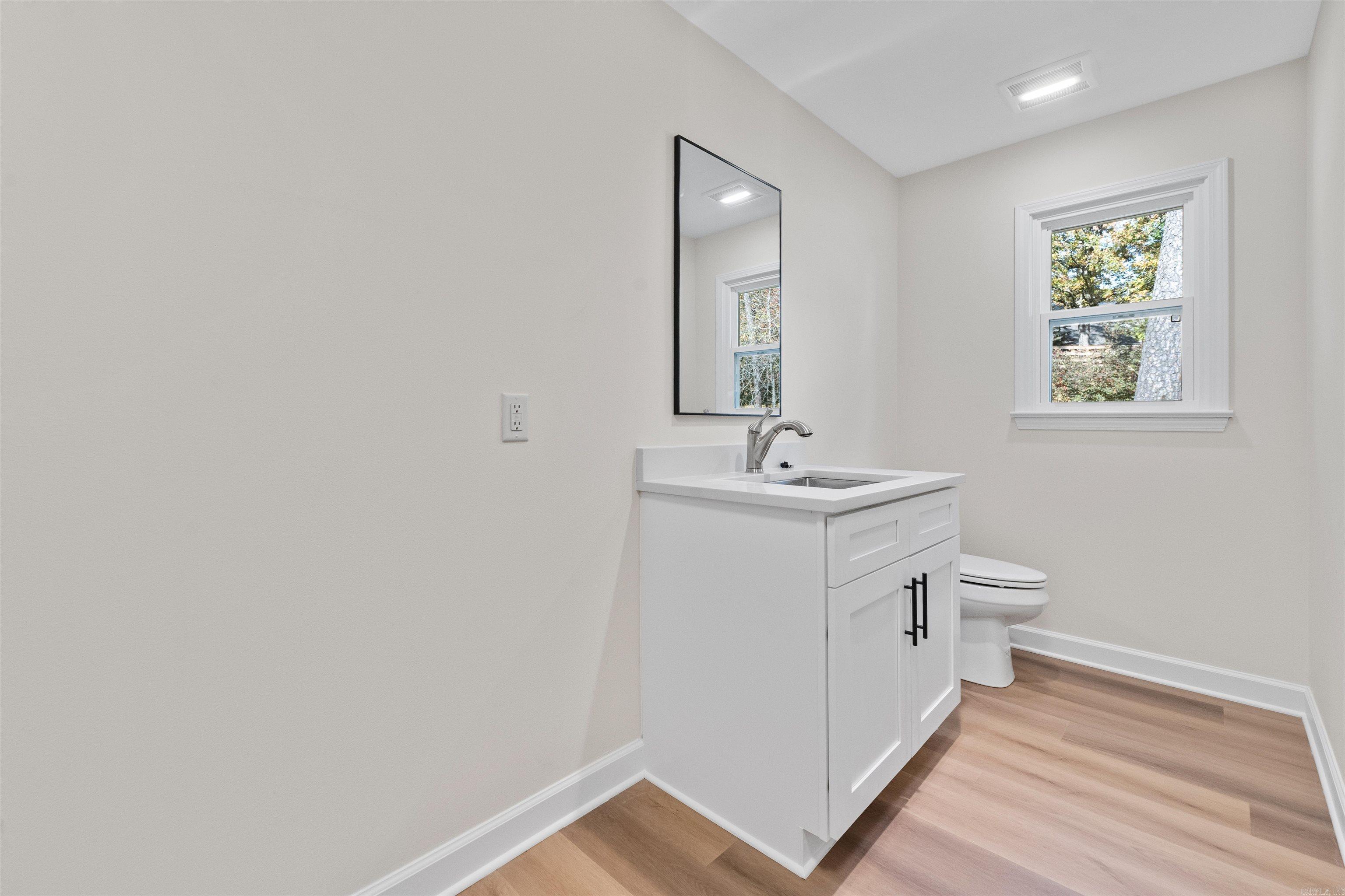 186 Pebble Beach Drive Property Photo 14