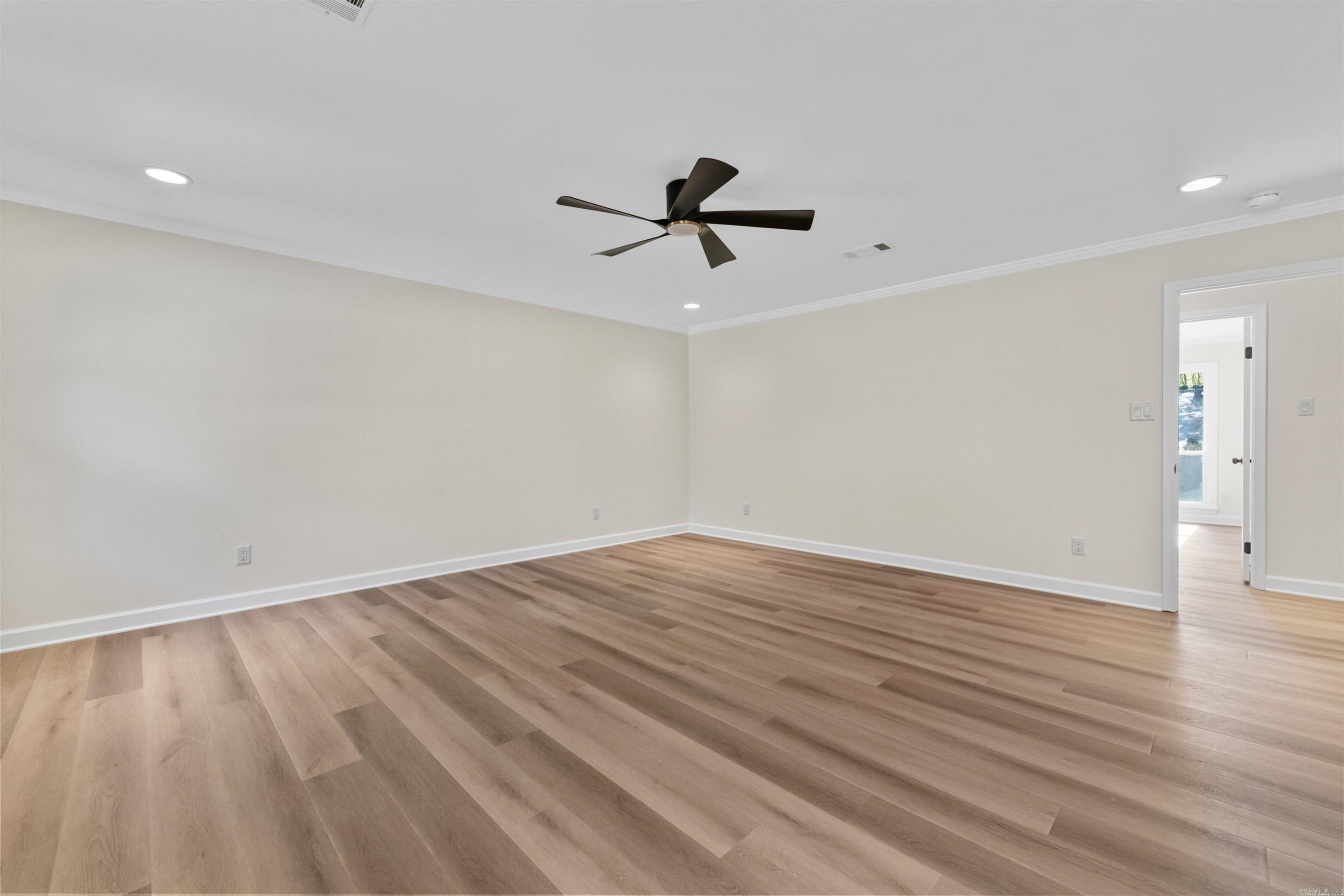 186 Pebble Beach Drive Property Photo 21