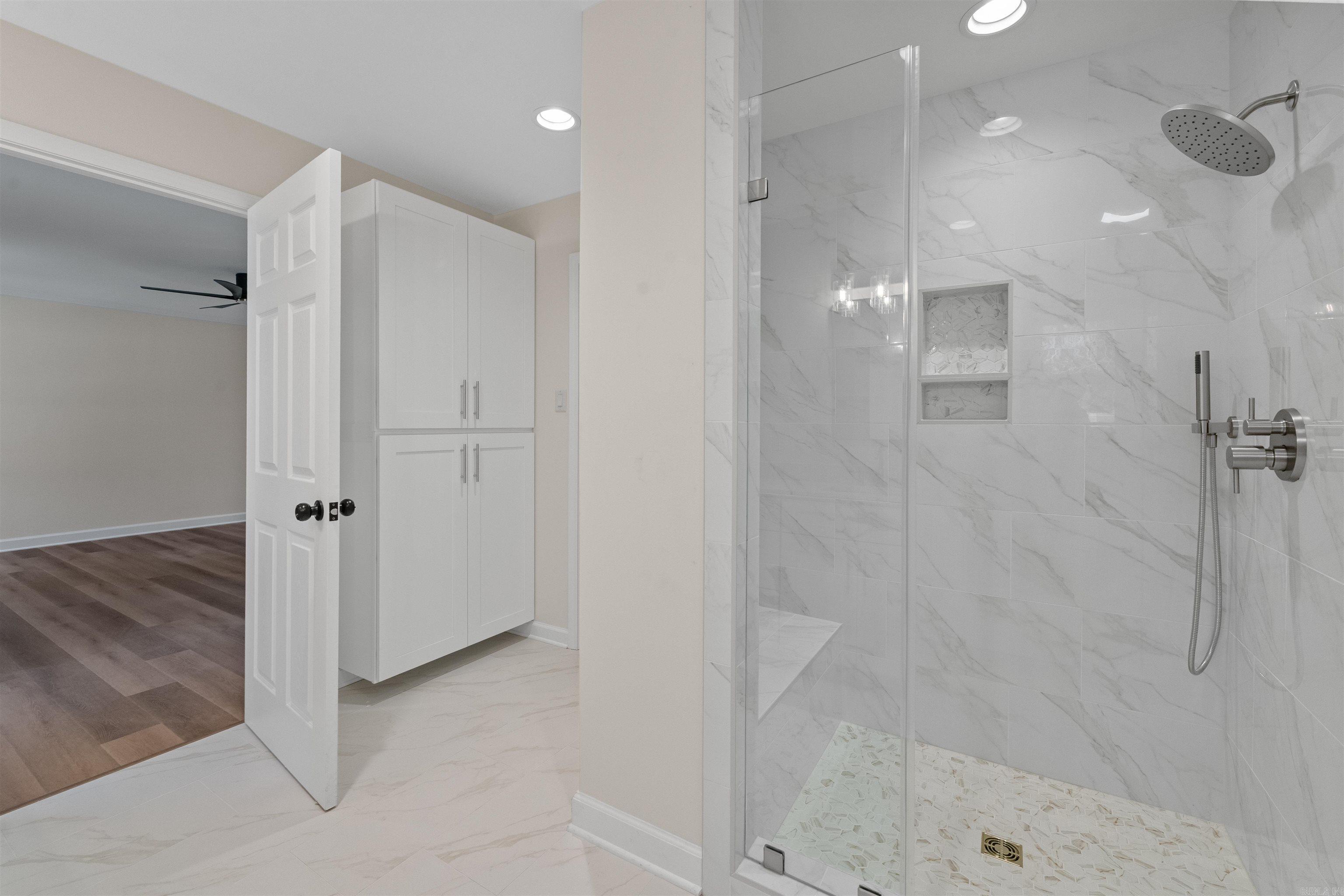 186 Pebble Beach Drive Property Photo 24
