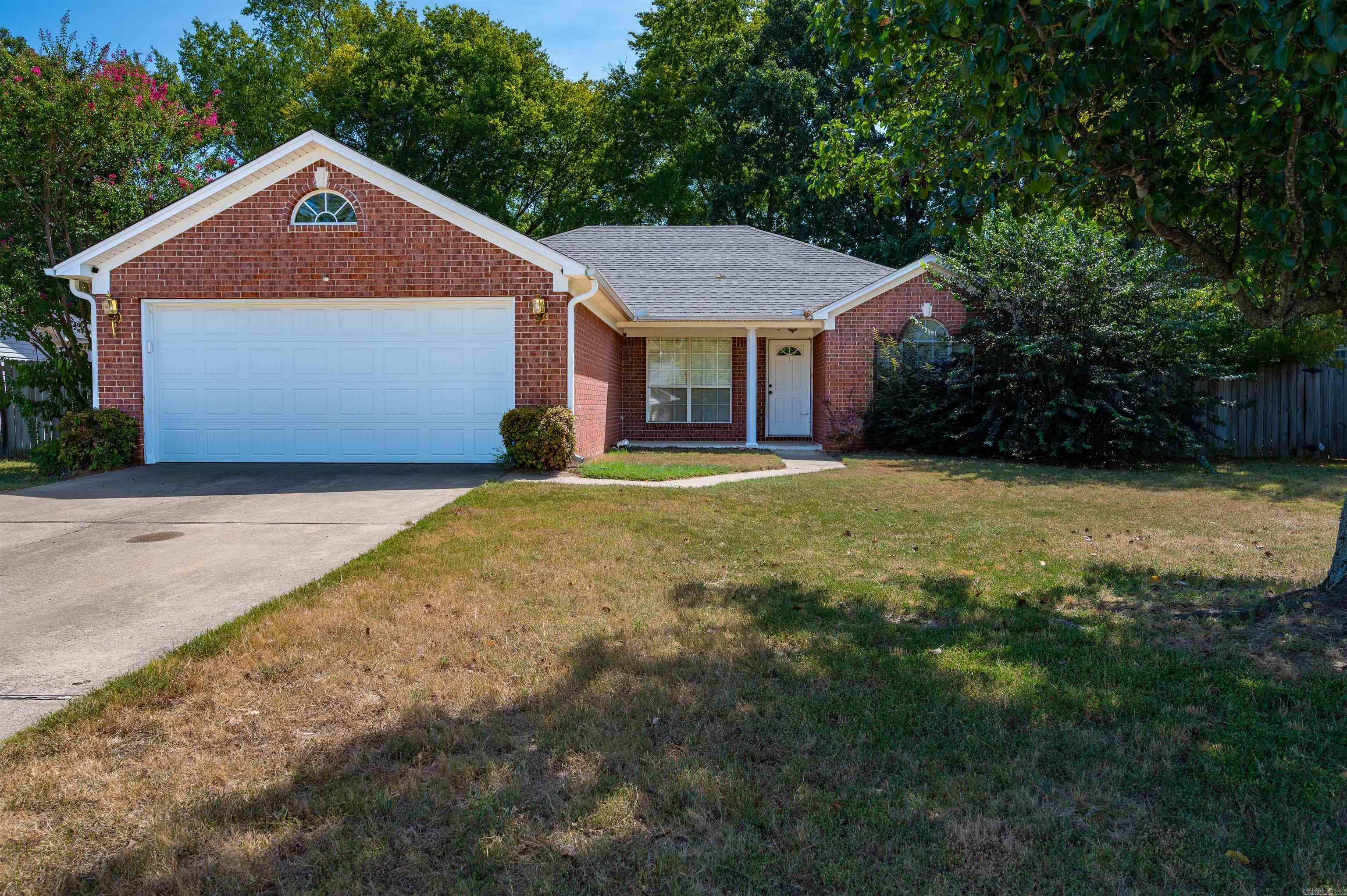 1019 Allyson Avenue Property Photo 1