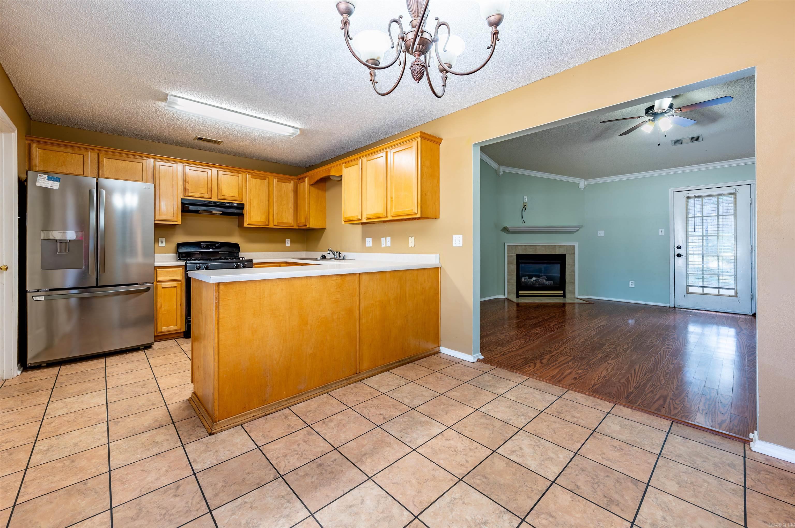 1019 Allyson Avenue Property Photo 5
