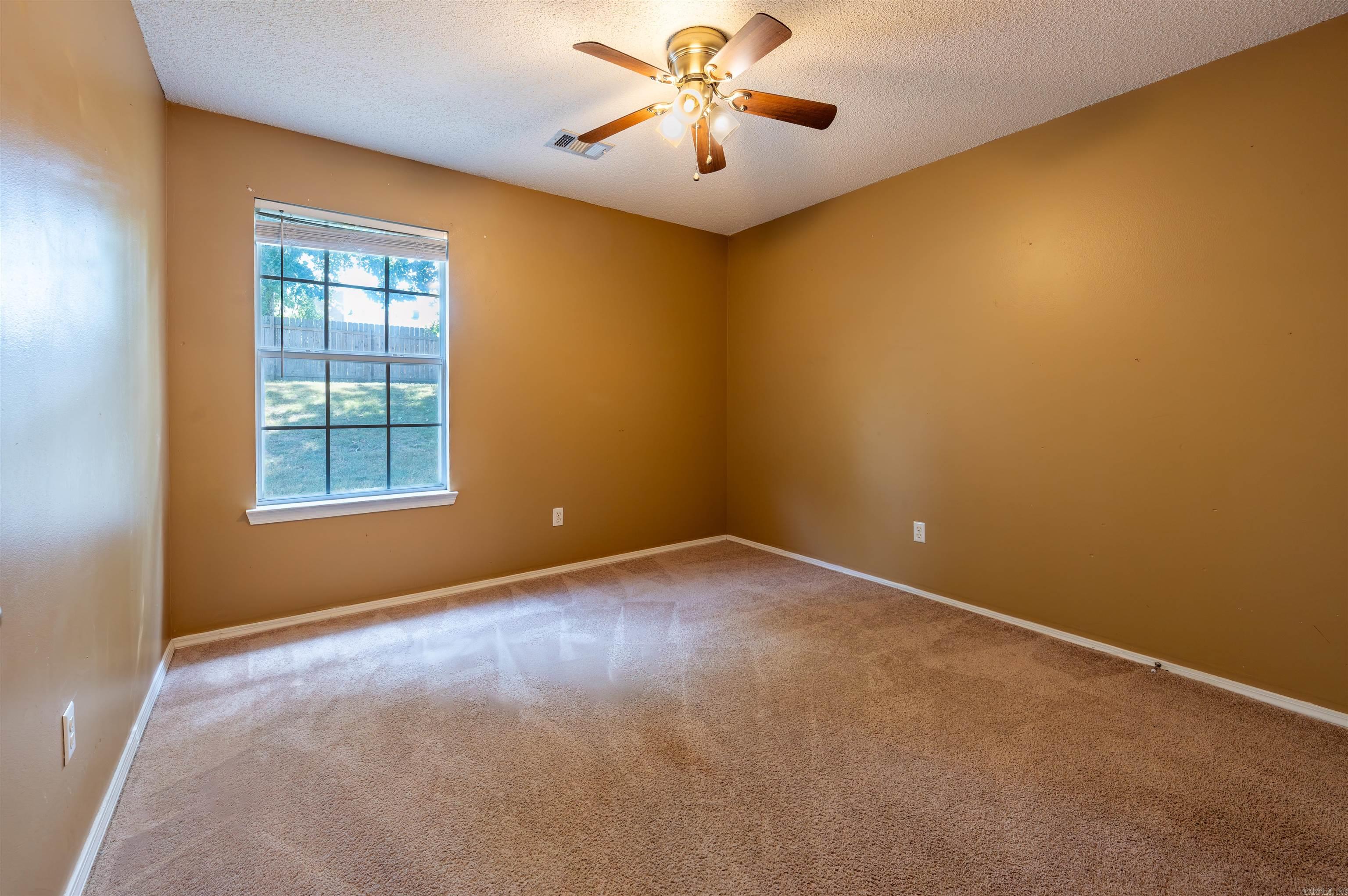 1019 Allyson Avenue Property Photo 11