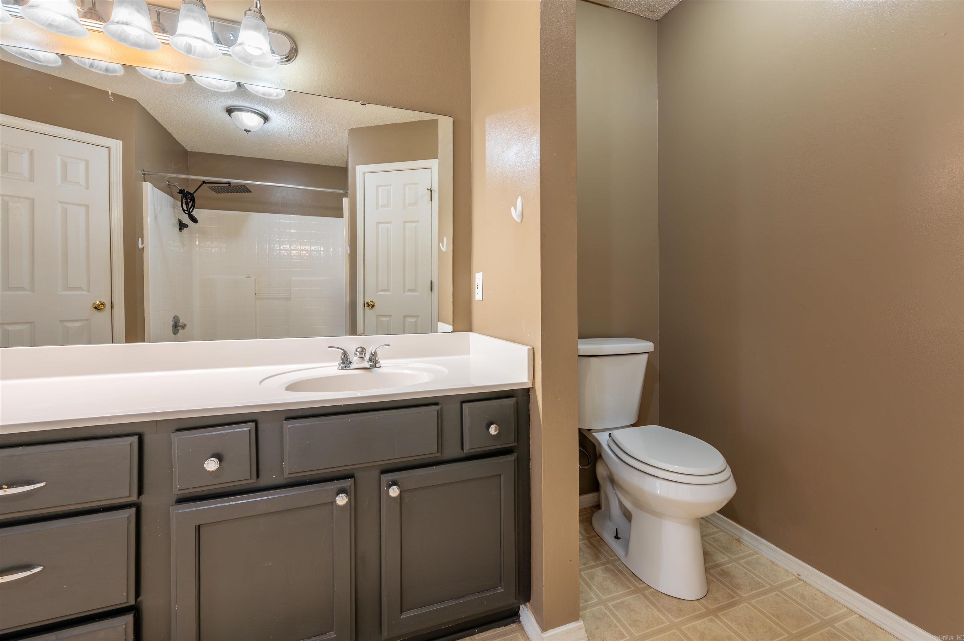1019 Allyson Avenue Property Photo 18