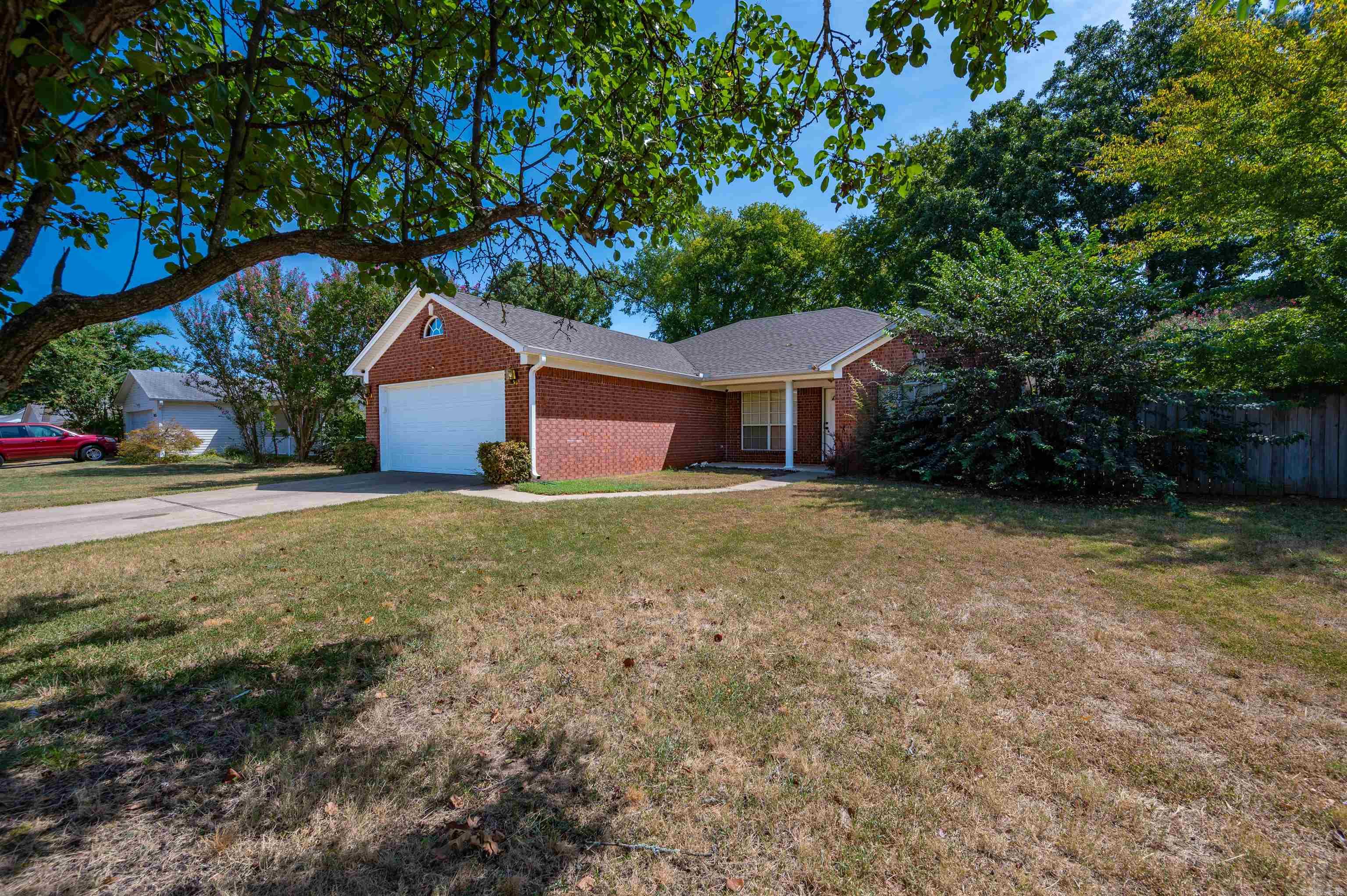 1019 Allyson Avenue Property Photo 28