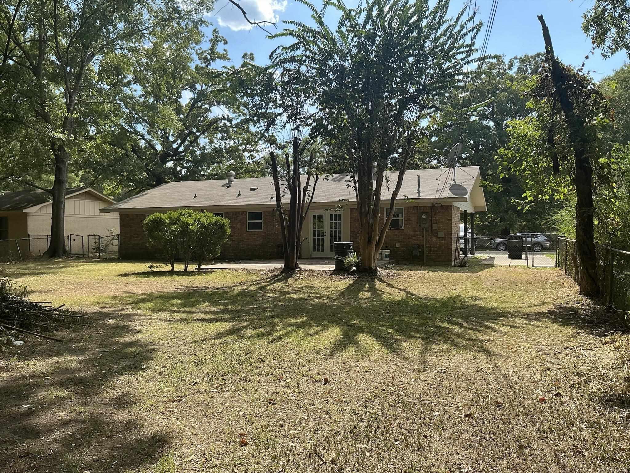 1111 Adams Property Photo 28