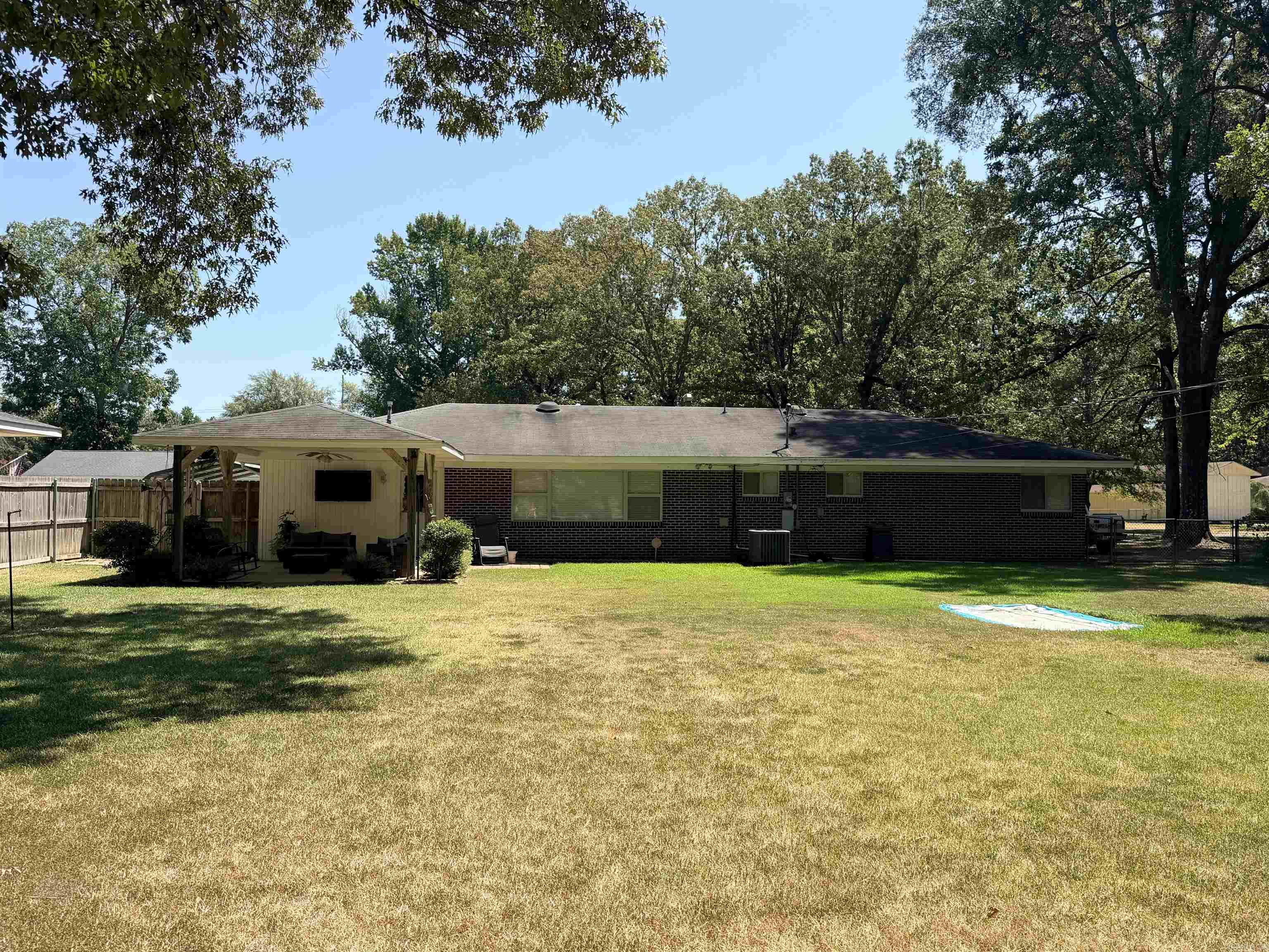 906 Walnut St Property Photo 35